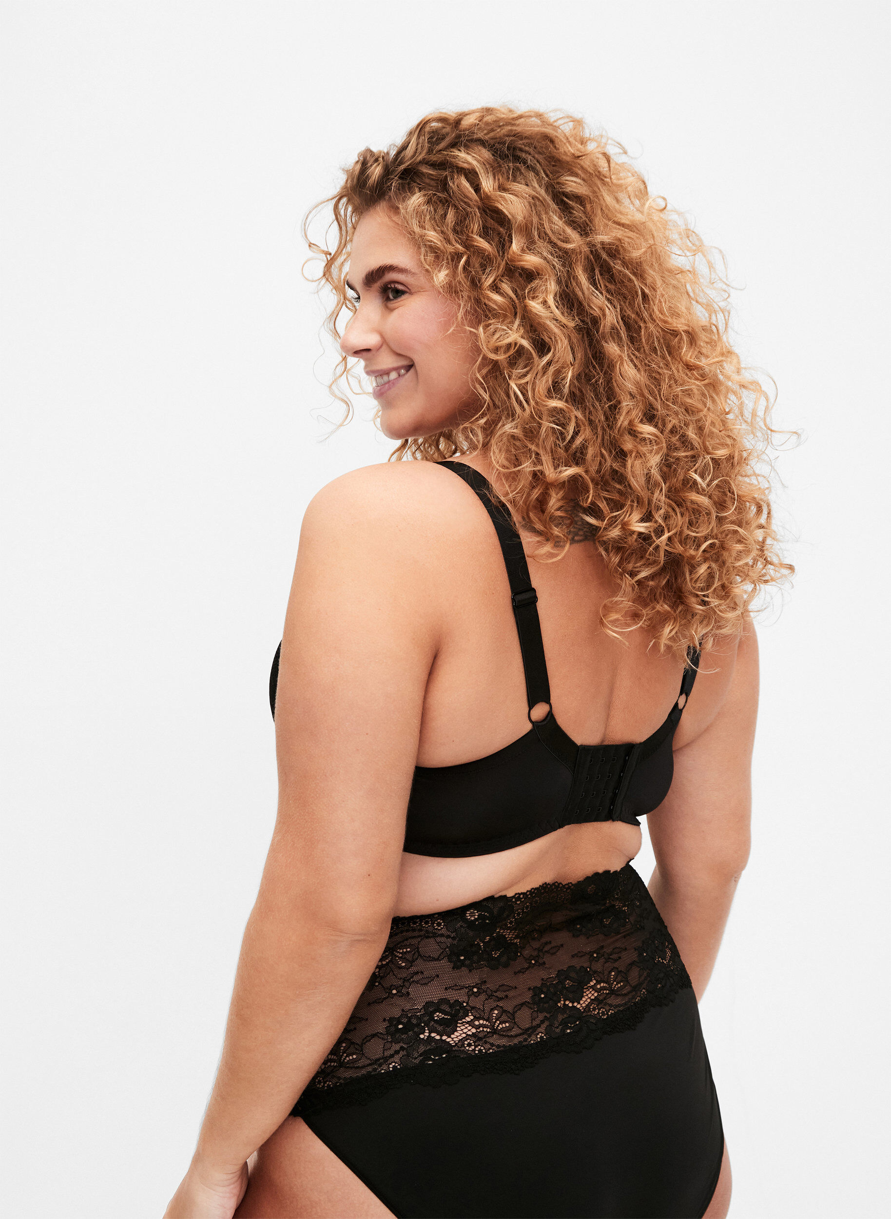 Zizzi Usztywniany biustonosz z koronka, Black, Model image number 1
