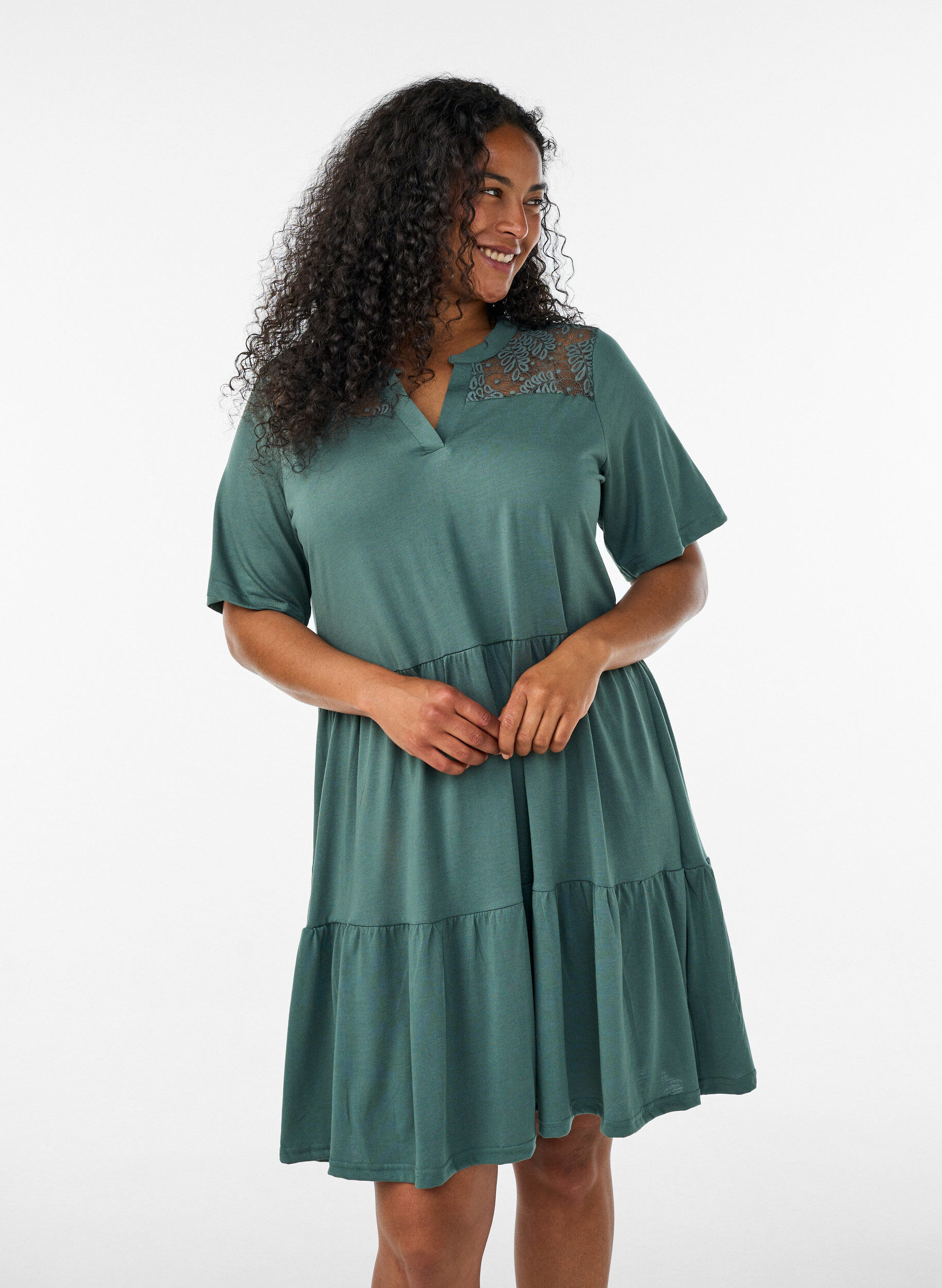 ZizziSukienka z dzerseju z koronkowymi wykonczeniami i warstwowa sp&oacute;dnica, Zielony, Model image number 0