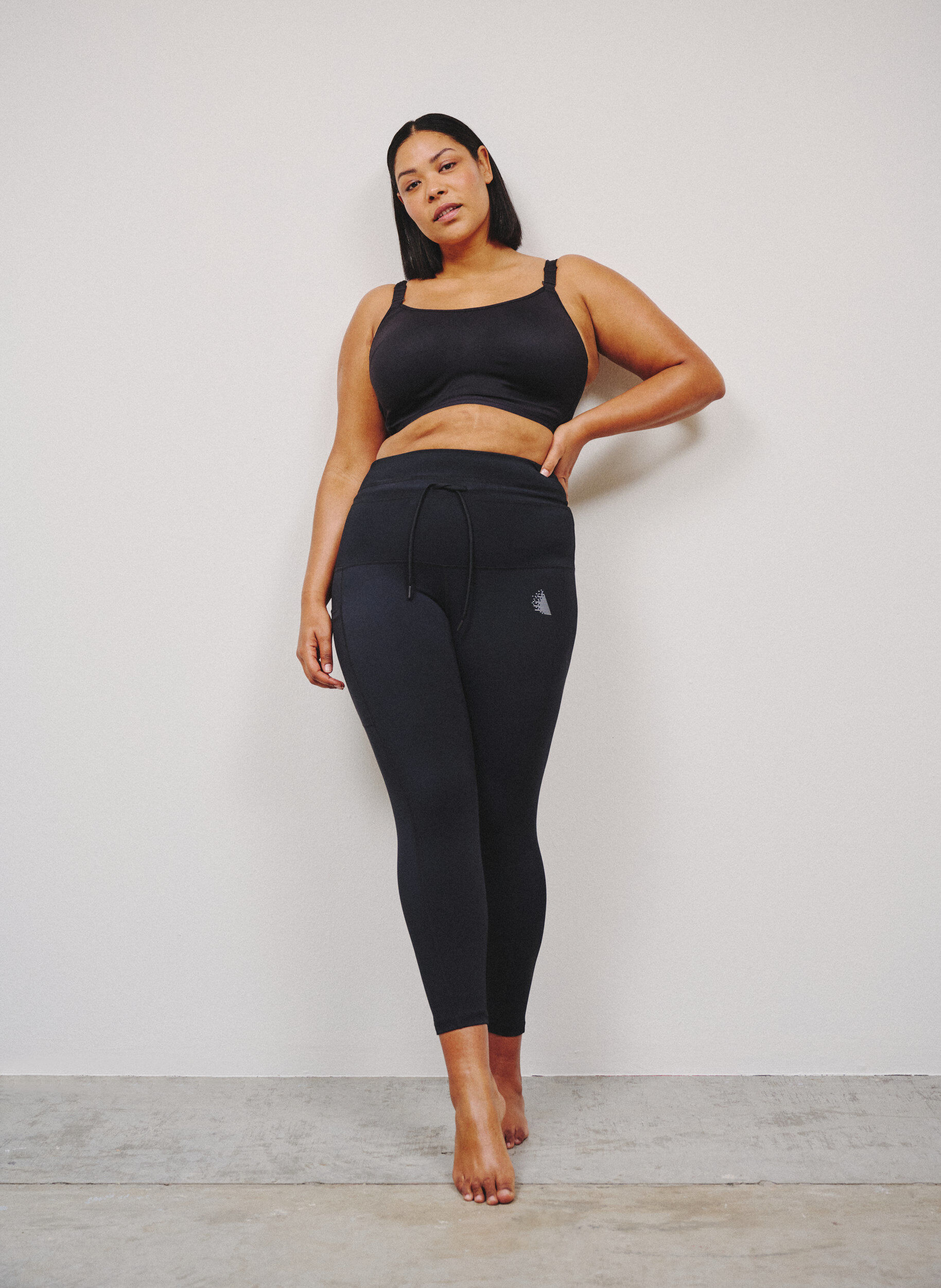 ZizziRajstopy treningowe 7/8 z wysokim stanem i kieszenia, Czarne, Image image number 0