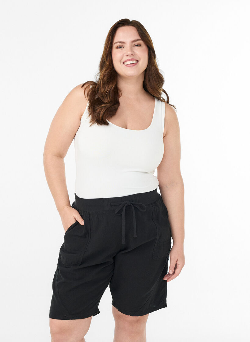 Luzne bawelniane szorty z kieszeniami, Czarne, Model image number 0