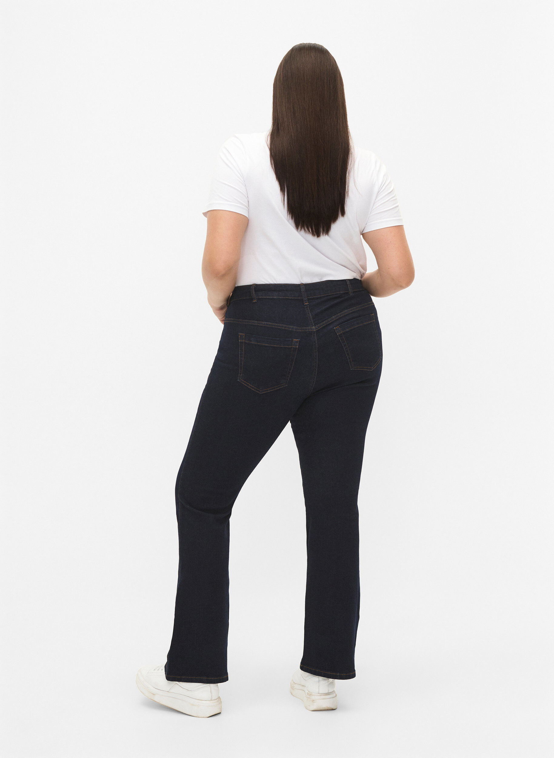 Zizzi  Jeansy typu bootcut Ellen z wysokim stanem, Niebieskie, Model image number 1
