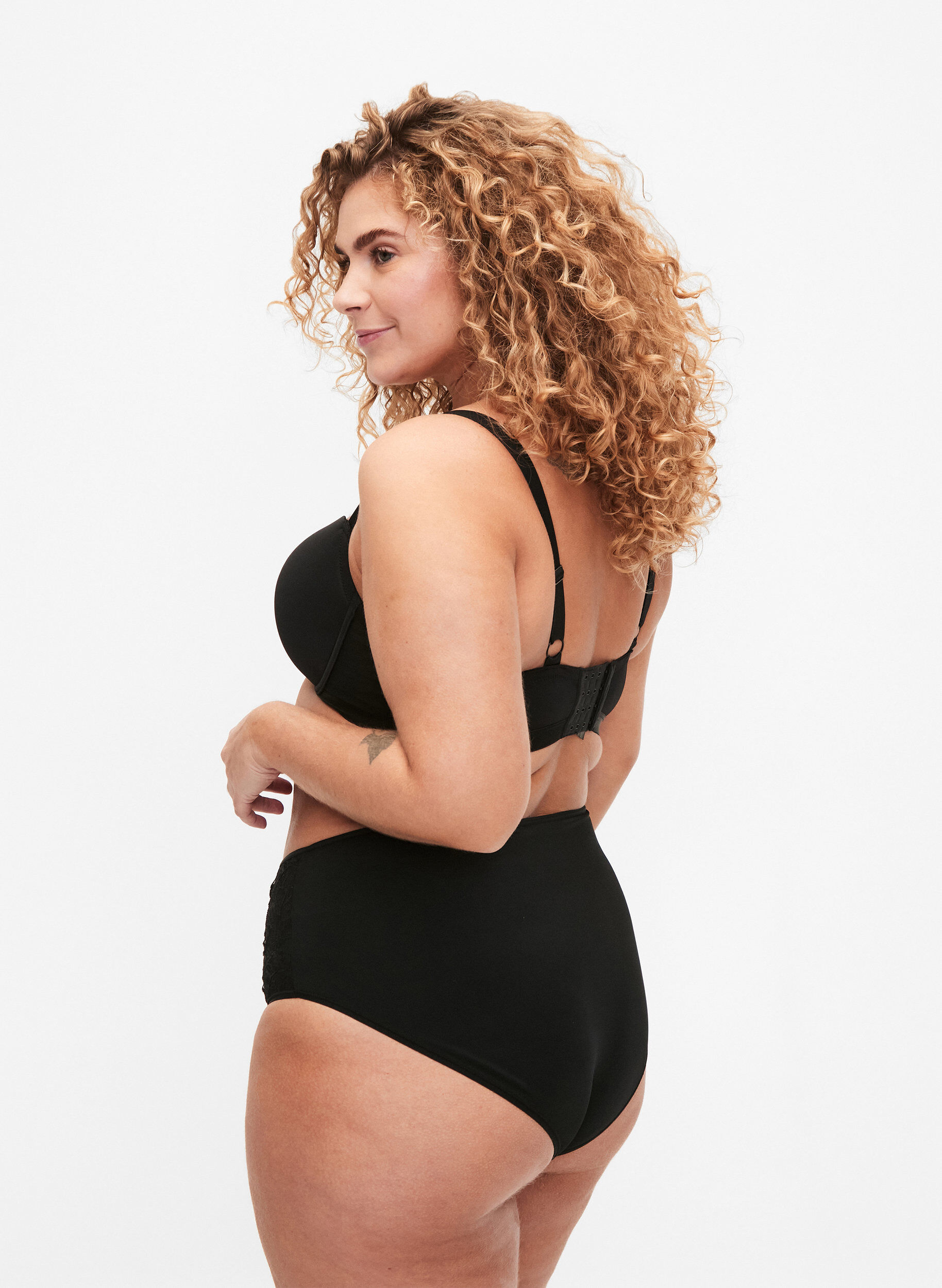 Zizzi 2-pack majtki z regularnym stanem, Czarne, Model image number 1