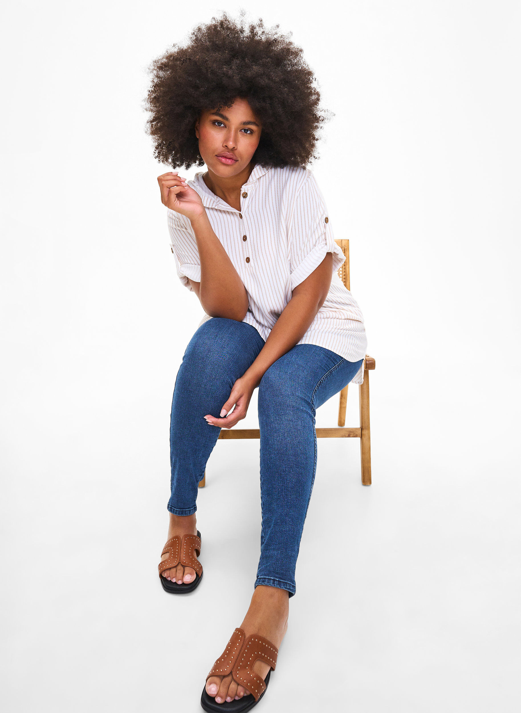 Zizzi Wiskozowa tunika z kr&oacute;tkim rekawem i kapturem, White Natural Stripe, Image image number 0