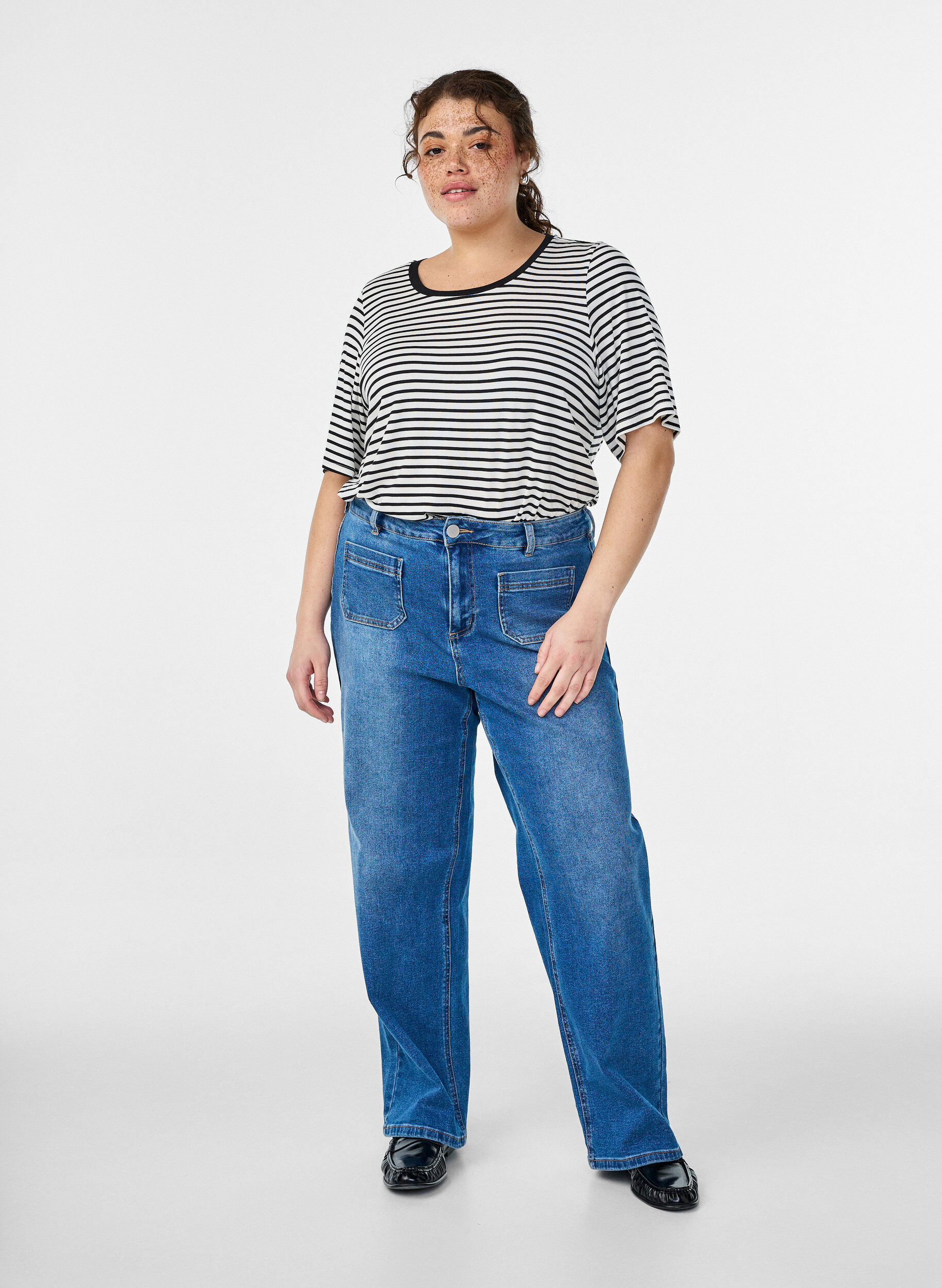 ZizziKoszulka z TENCEL&trade; Lyocell i paskami, Biały, Model image number 1