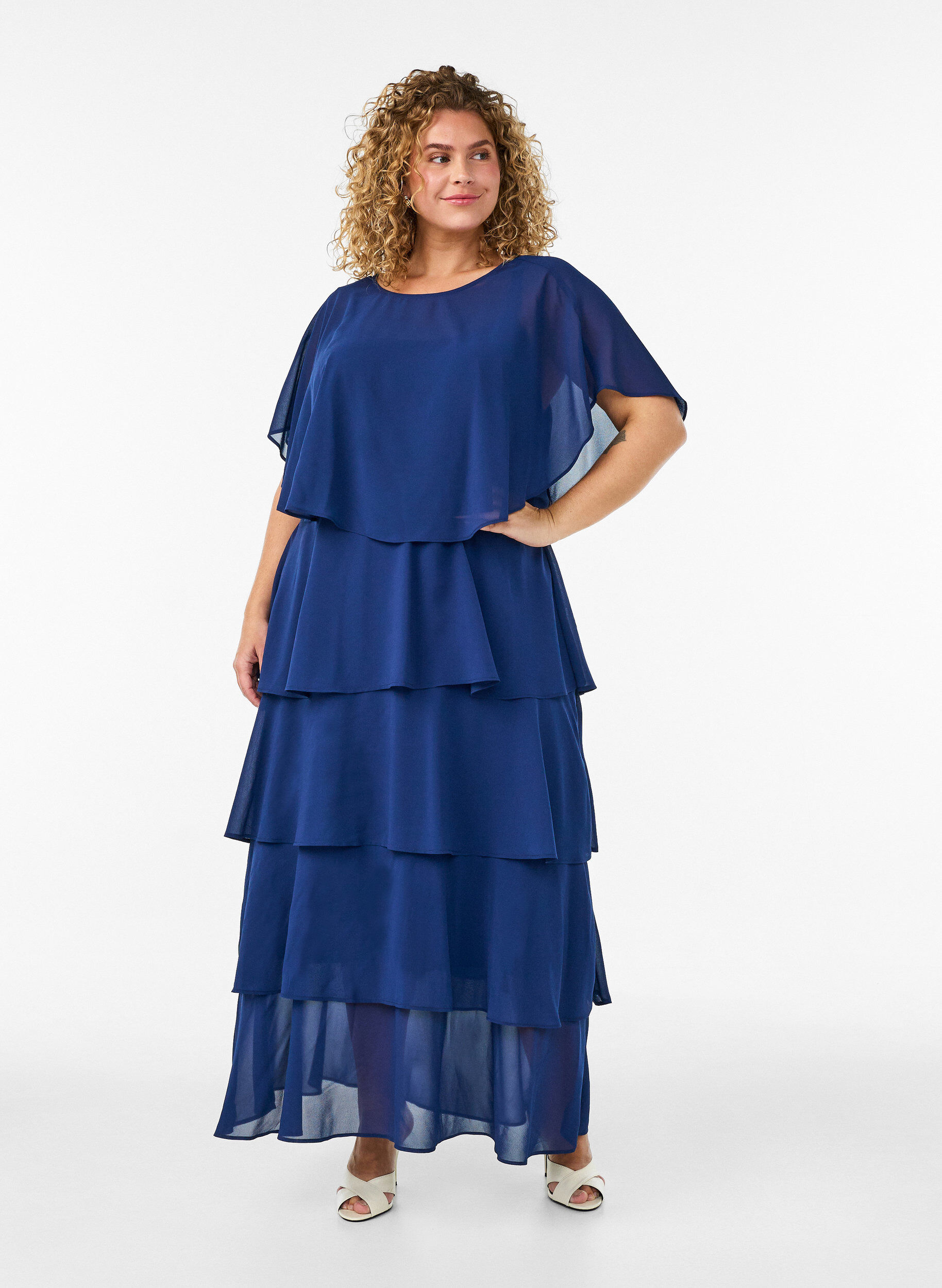 ZizziSukienka maxi z falbanami i odpinana peleryna, Niebieskie, Model image number 2