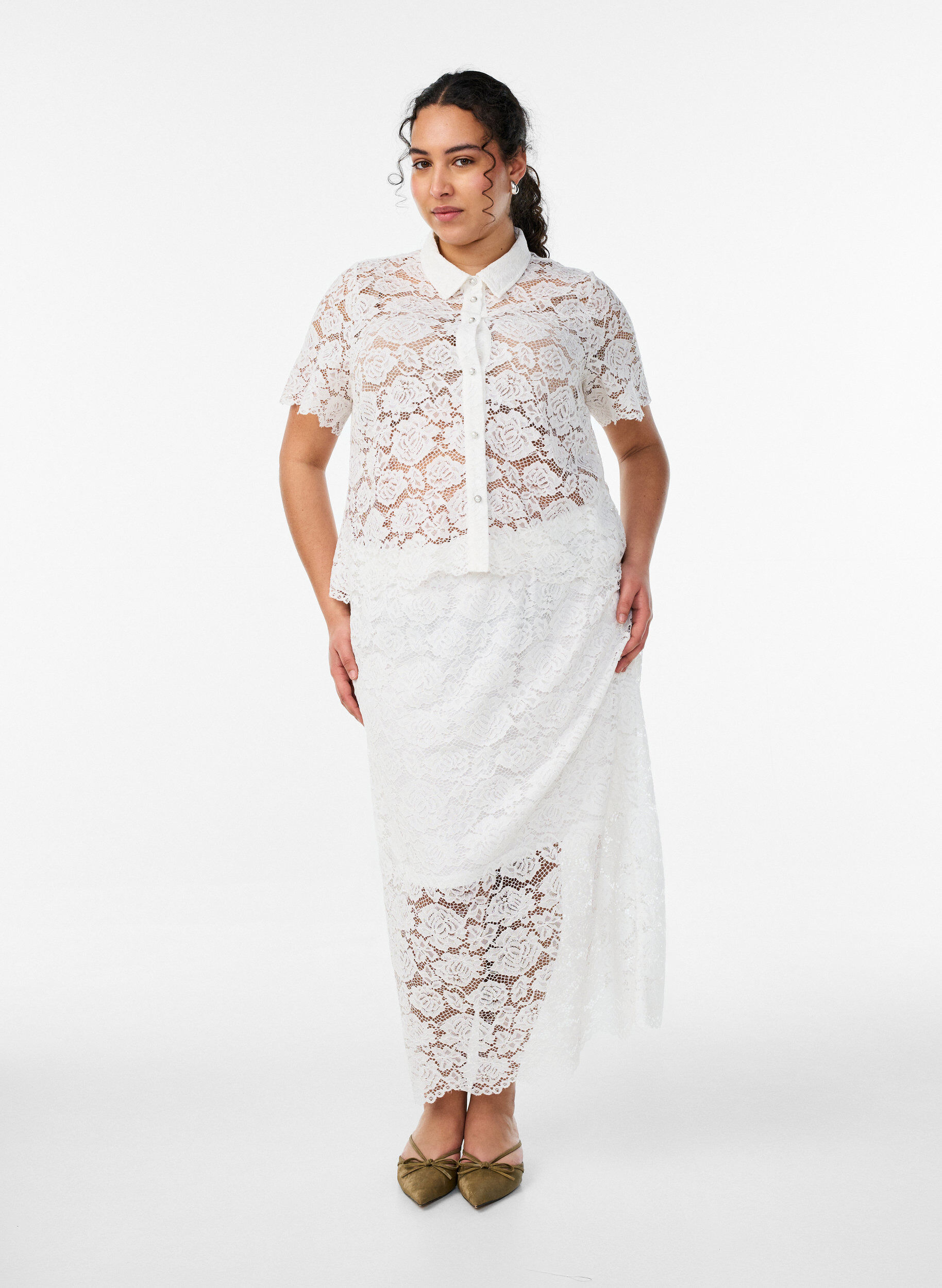 Zizzi Koronkowa bluzka koszulowa z perlowymi guzikami, Biały, Model image number 1