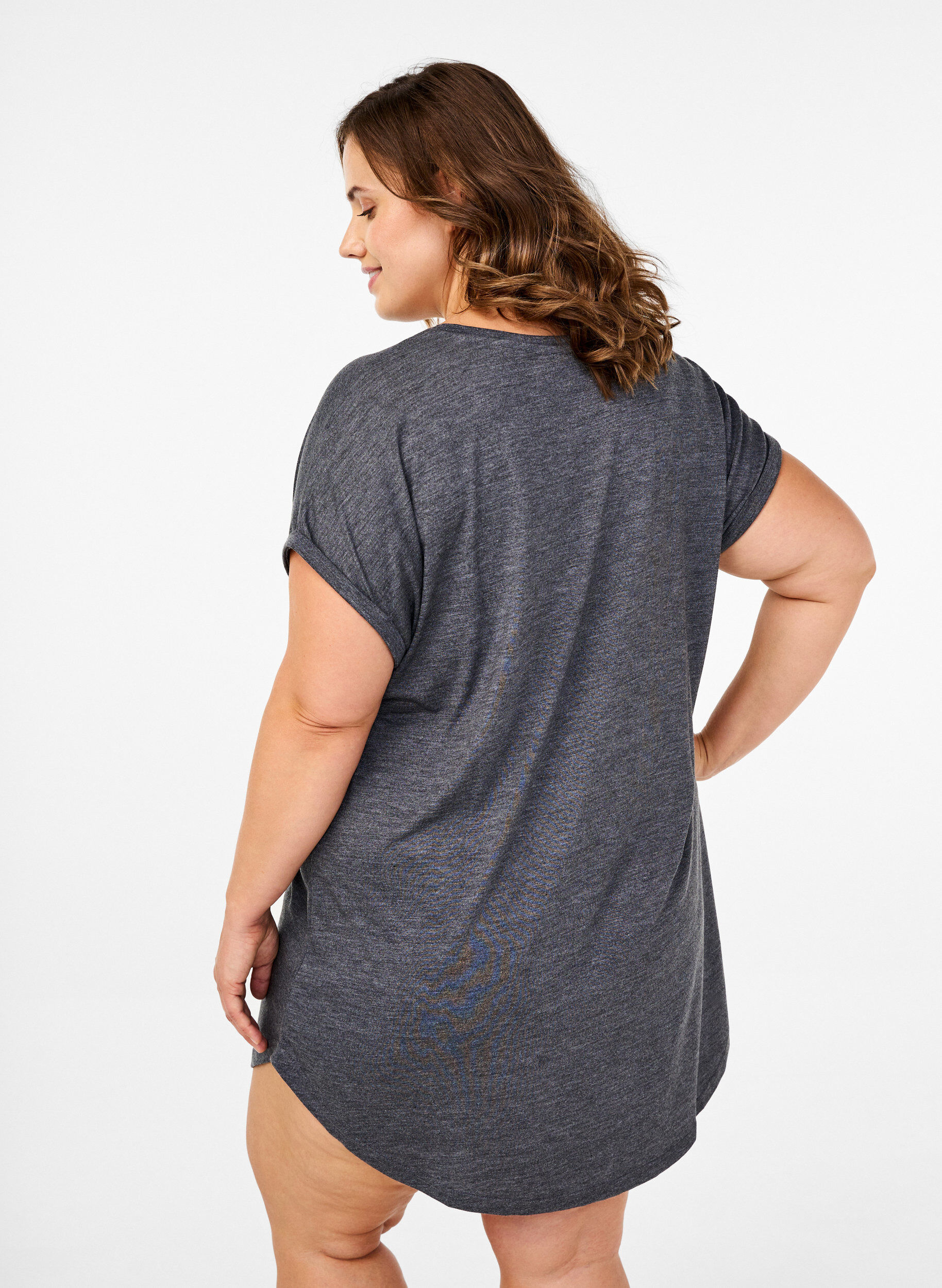 Zizzi Koszula nocna z kr&oacute;tkim rekawem i nadrukiem tekstowym, , Model image number 2