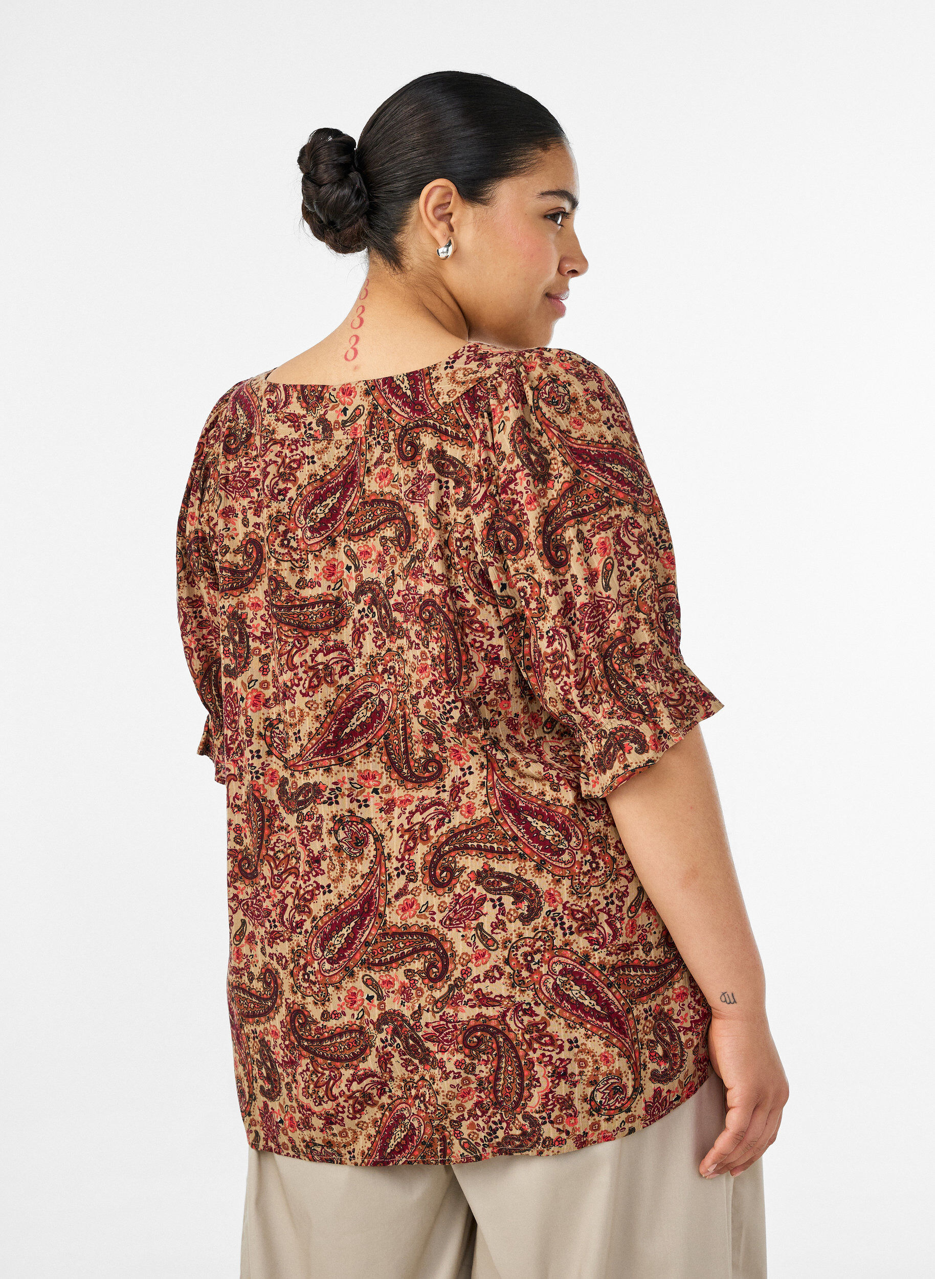 ZizziBluzka z wiskozy z paisley nadrukiem i kwadratowym dekoltem, Brązowy, Model image number 2