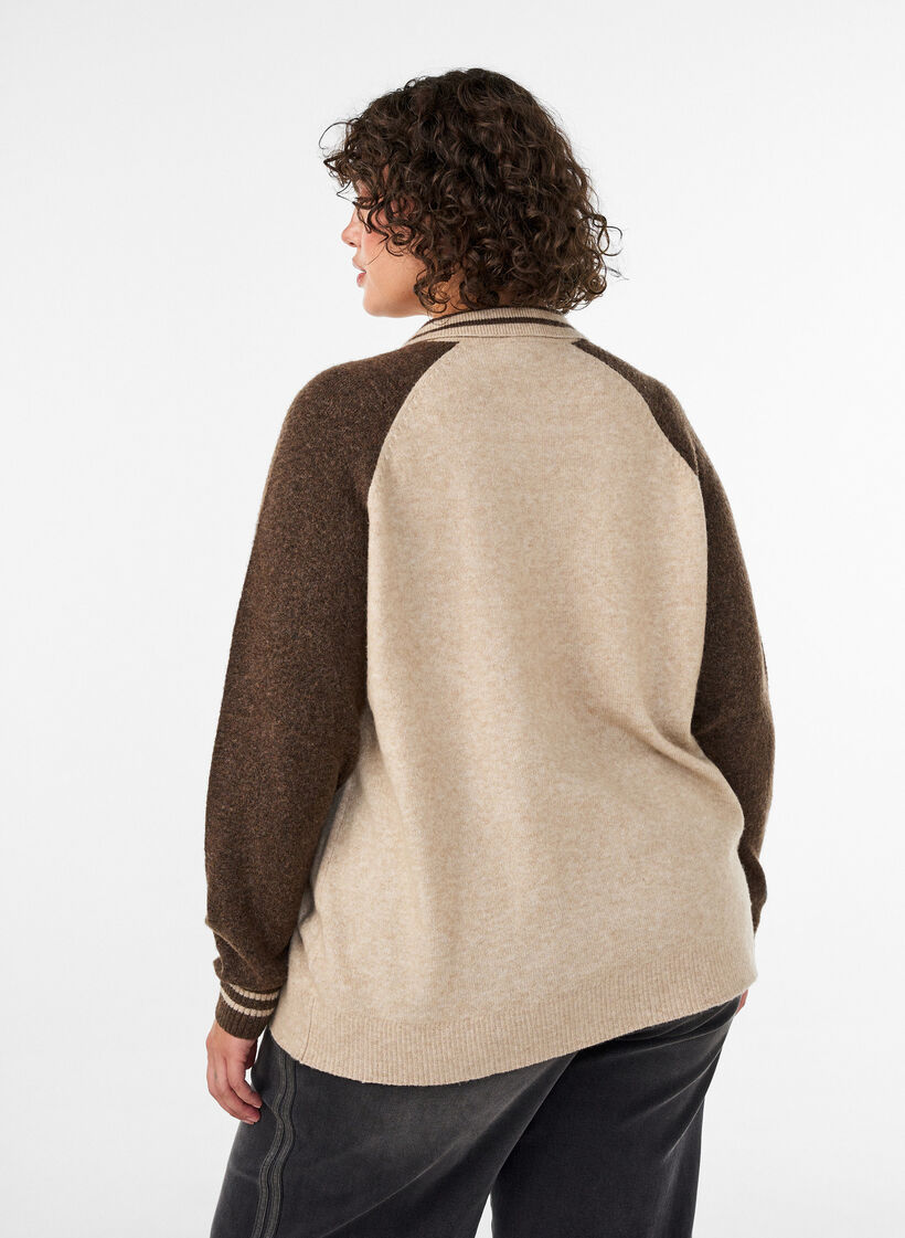 Kardigan z kontrastowymi rekawami i kolnierzem, Beżowy, Model image number 2