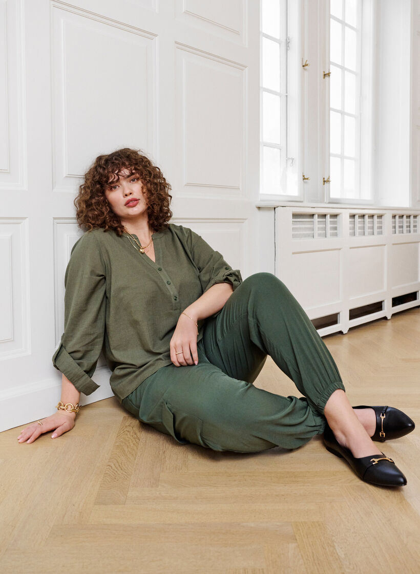 Bawelniana koszulowa bluzka z dekoltem w szpic, Thyme, Image image number 0