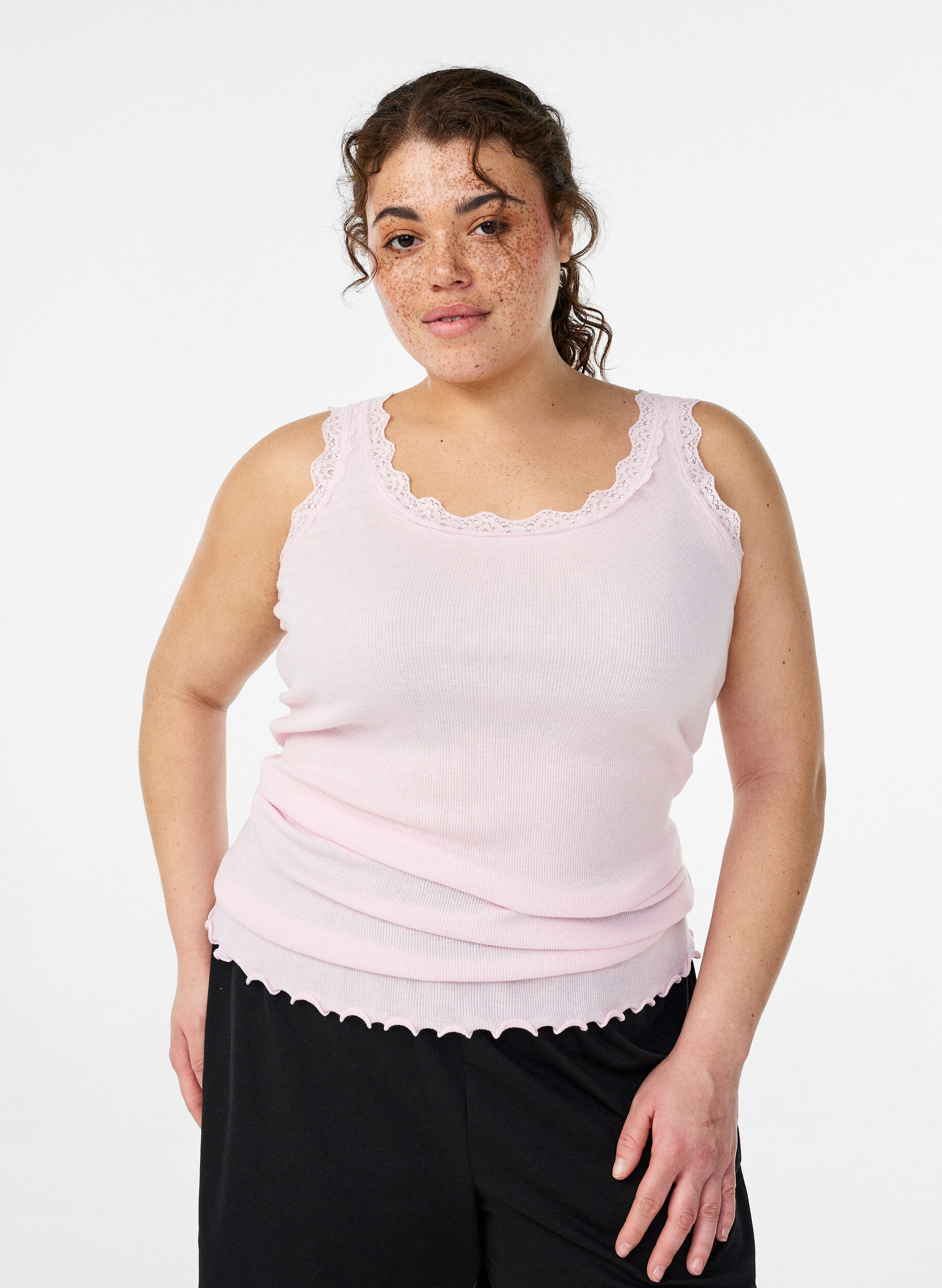 ZizziTop z koronkowym wykonczeniem, R&oacute;żowy, Model image number 0