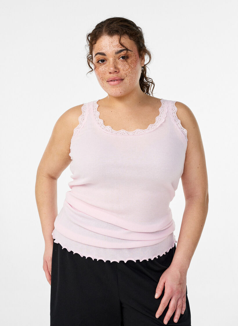 Top z koronkowym wykonczeniem, R&oacute;żowy, Model image number 0