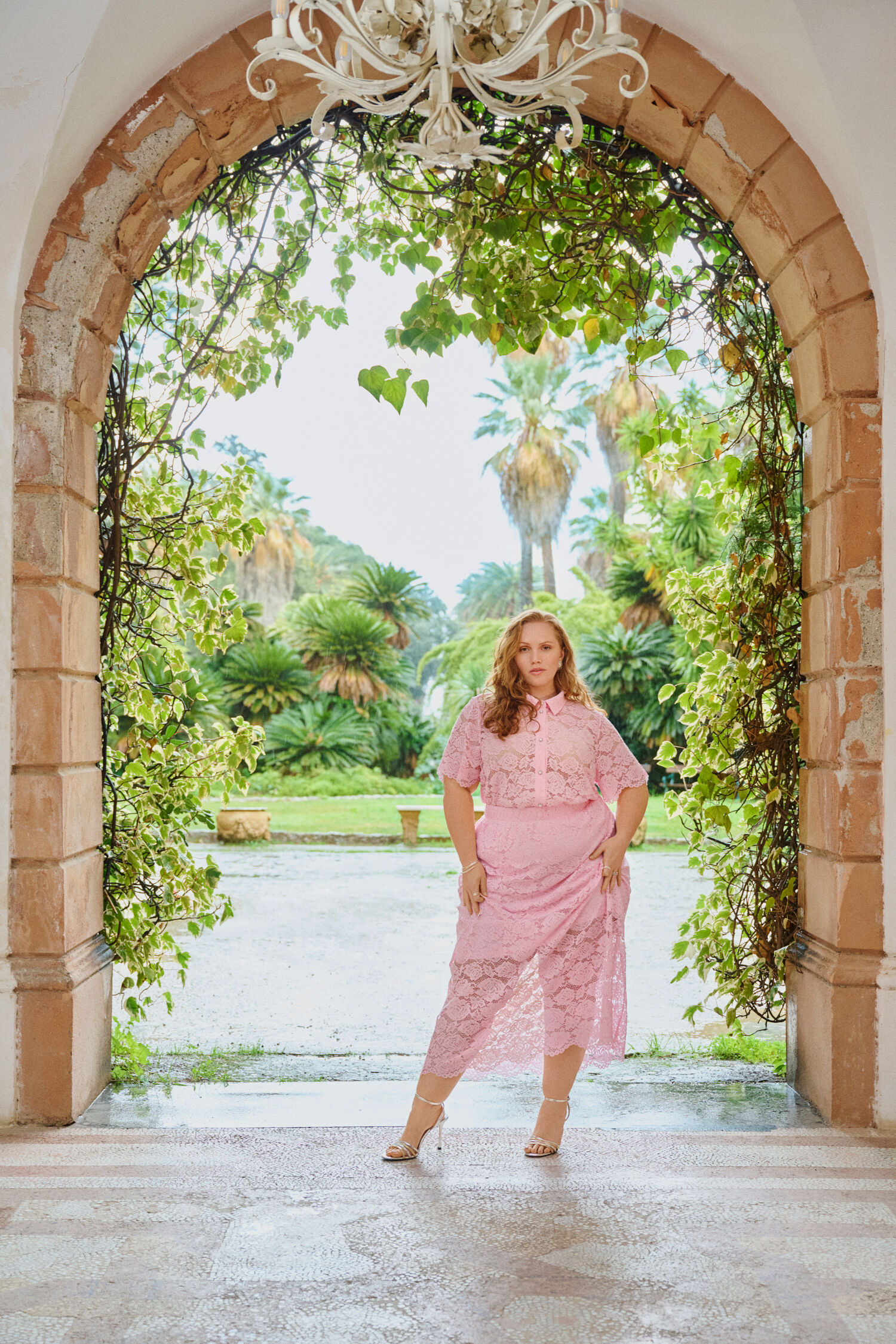 Zizzi Koronkowy komplet w kolorze jasnor&oacute;żowym, , Model