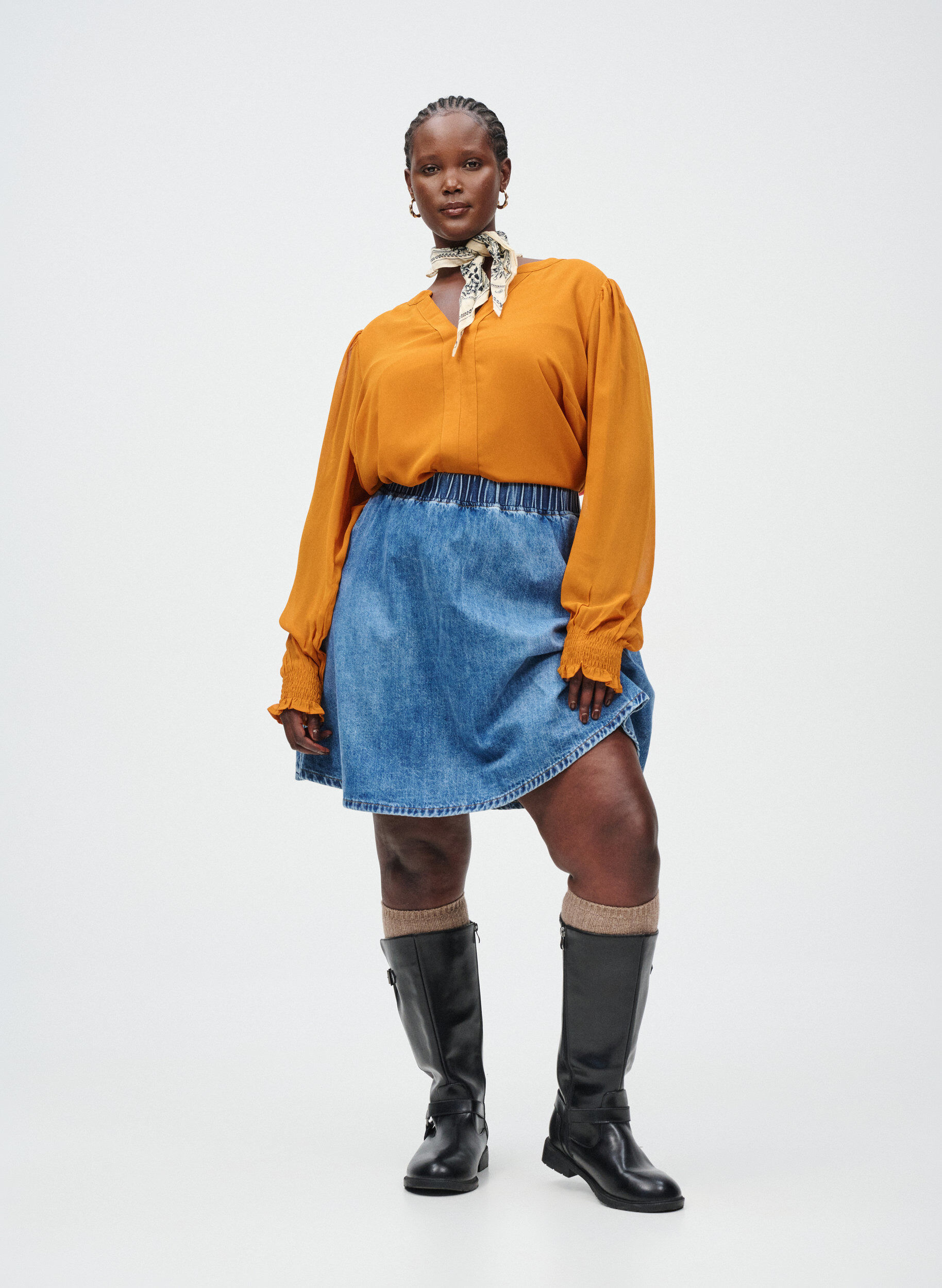 Zizzi Kr&oacute;tka sp&oacute;dniczka denimowa skater, Niebieskie, Image image number 0