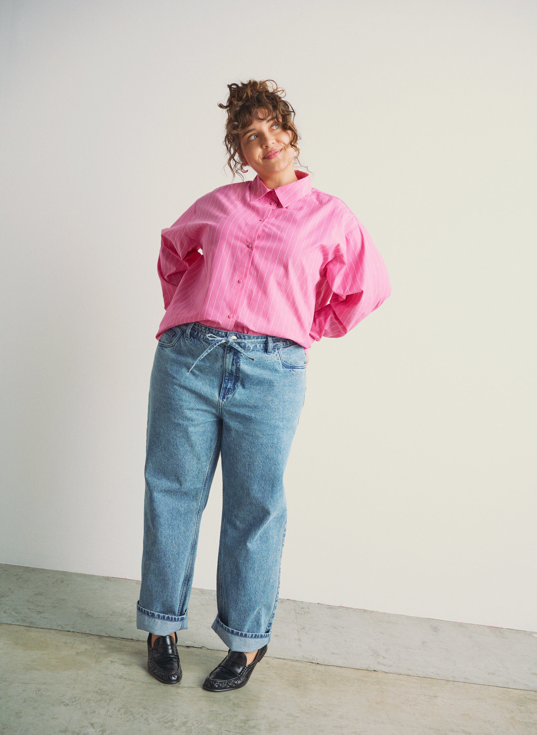 Zizzi Dzinsy o prostym kroju z paskiem do wiazania, Niebieskie, Image image number 0