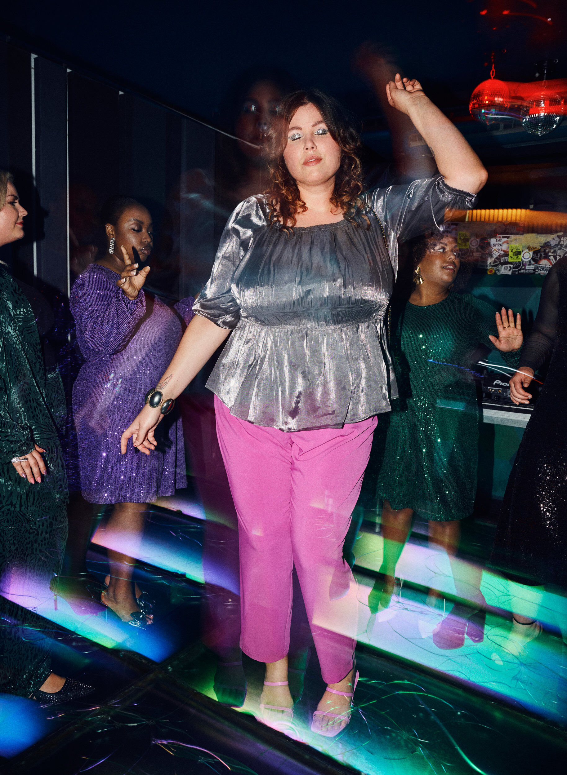 Zizzi Bluzka w kolorze srebrnym z rekawem 3/4 i marszczeniem, Dark Silver, Image image number 1