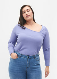 Koszulka z dlugimi rekawami o asymetrycznym kroju, Lavender Violet, Model