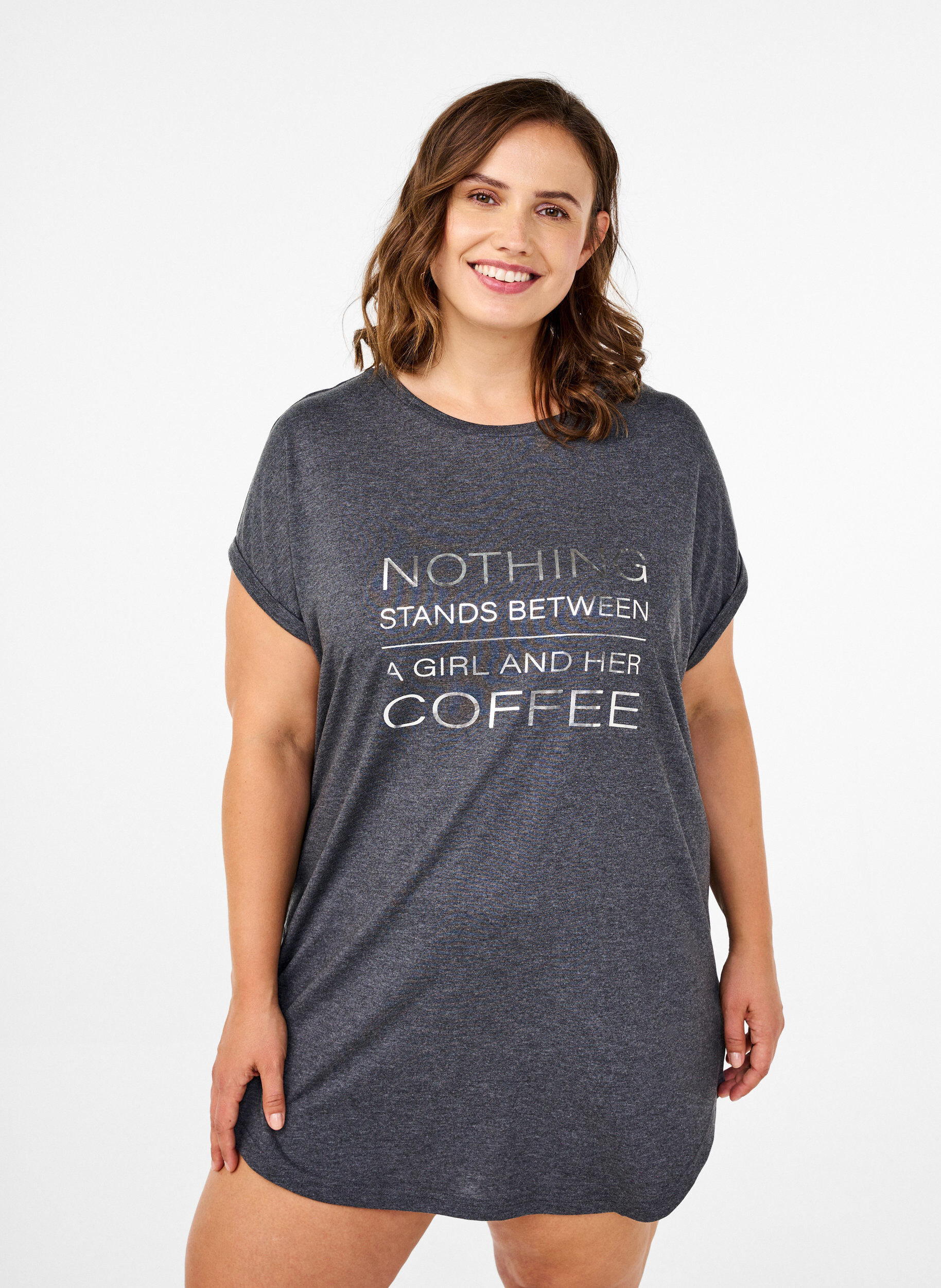 ZizziKoszula nocna z kr&oacute;tkim rekawem i nadrukiem tekstowym, , Model image number 0