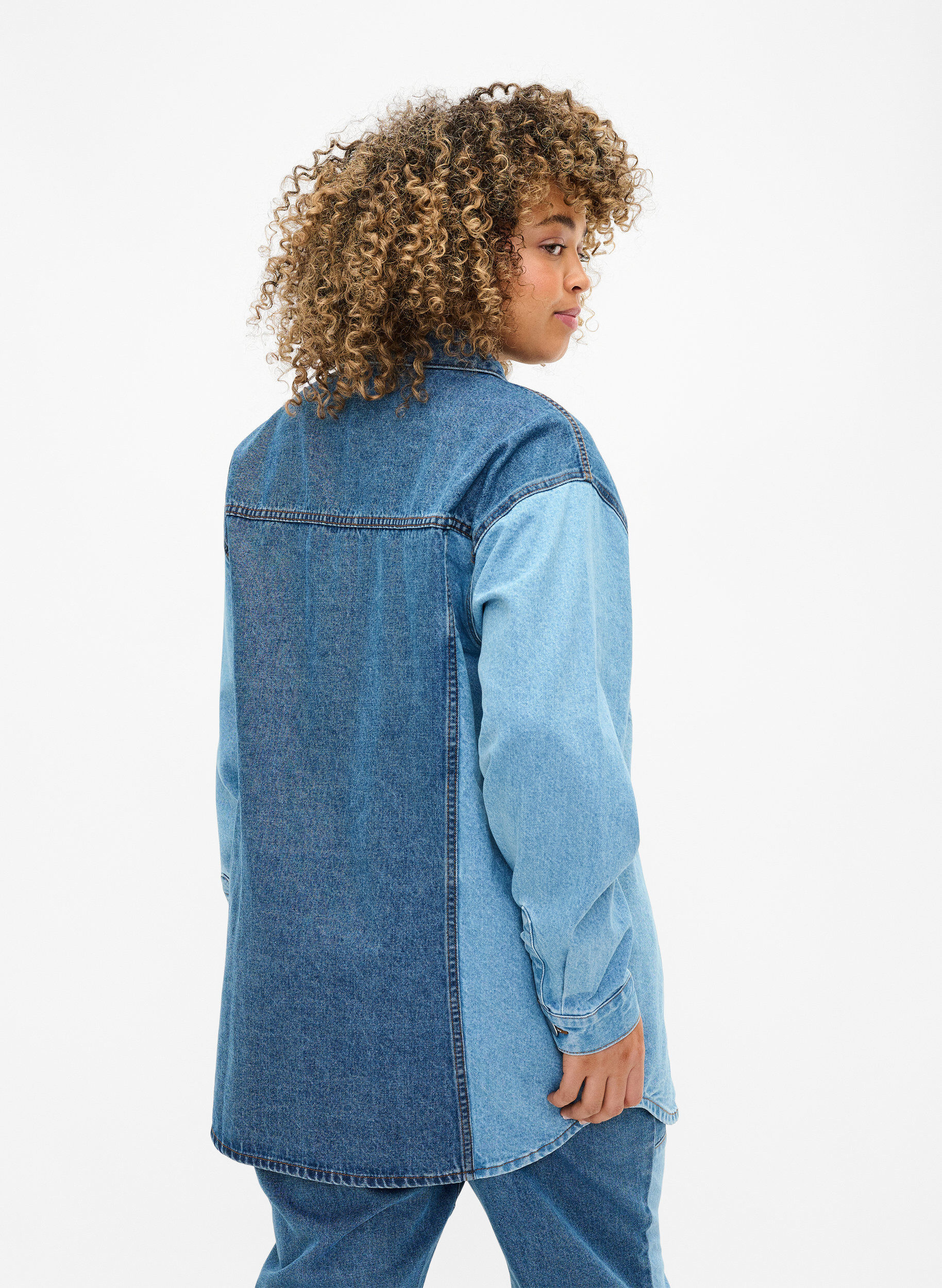 Zizzi Kolorowa kurtka jeansowa, Light Blue Denim, Model image number 1