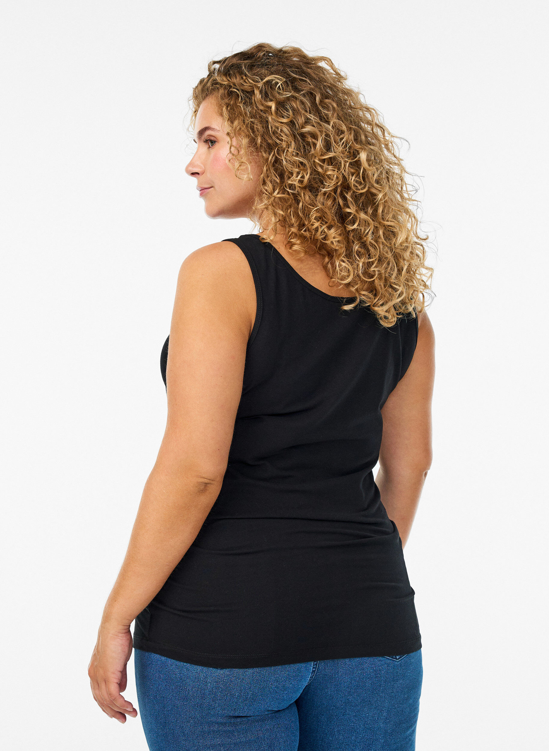 Zizzi Podstawowa bawelniana koszulka, Czarne, Model image number 2