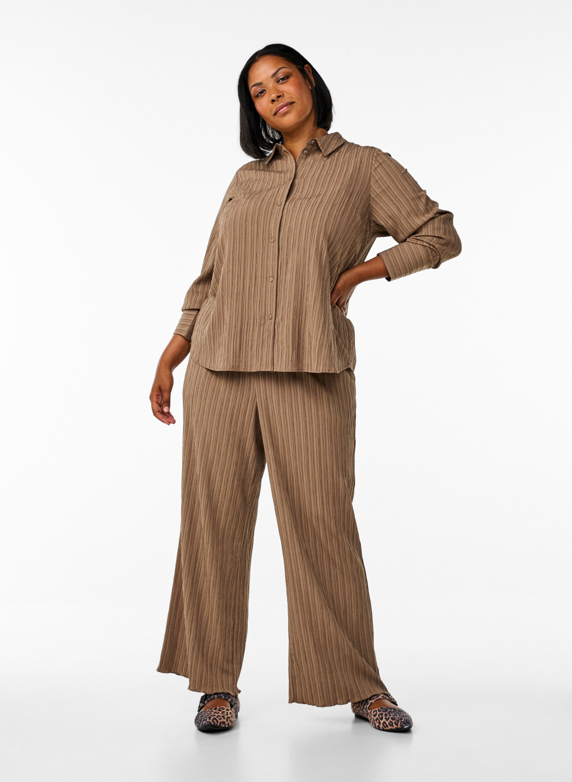 Zizzi FLASH - Koszula z faktura, Brązowy, Model image number 1