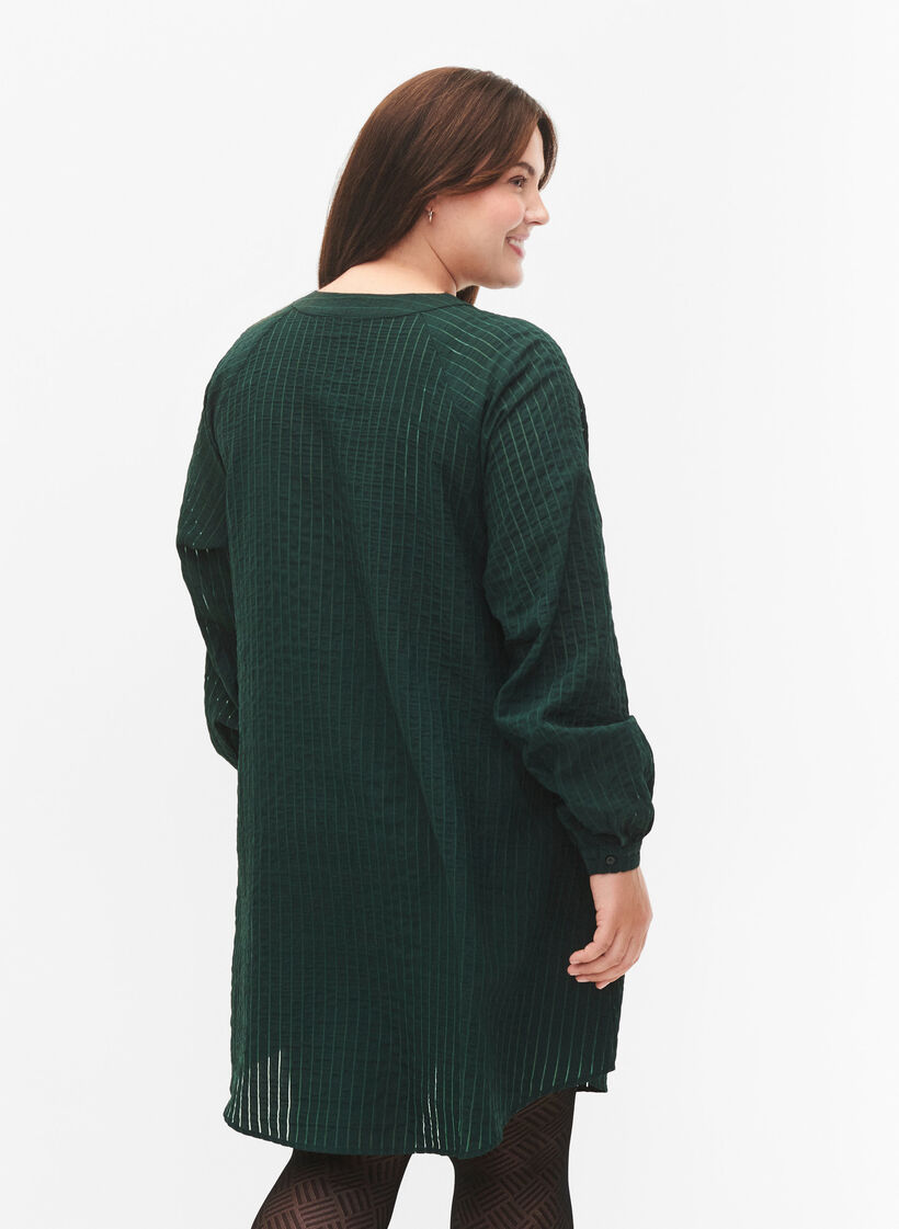 Dluga wiskozowa koszula z wzorem w paski, Scarab, Model image number 1