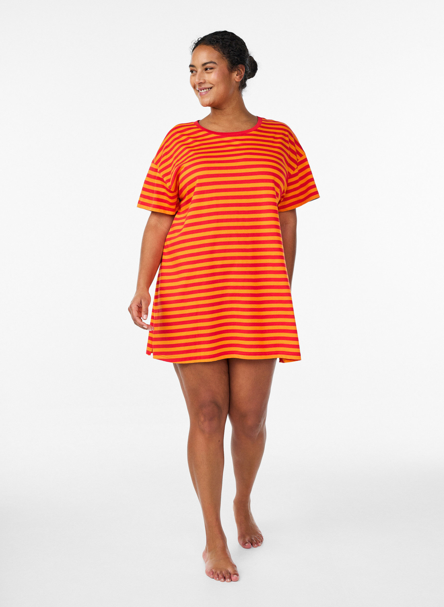 Zizzi Dluga koszulka nocna w paski, Czerwony, Model image number 1