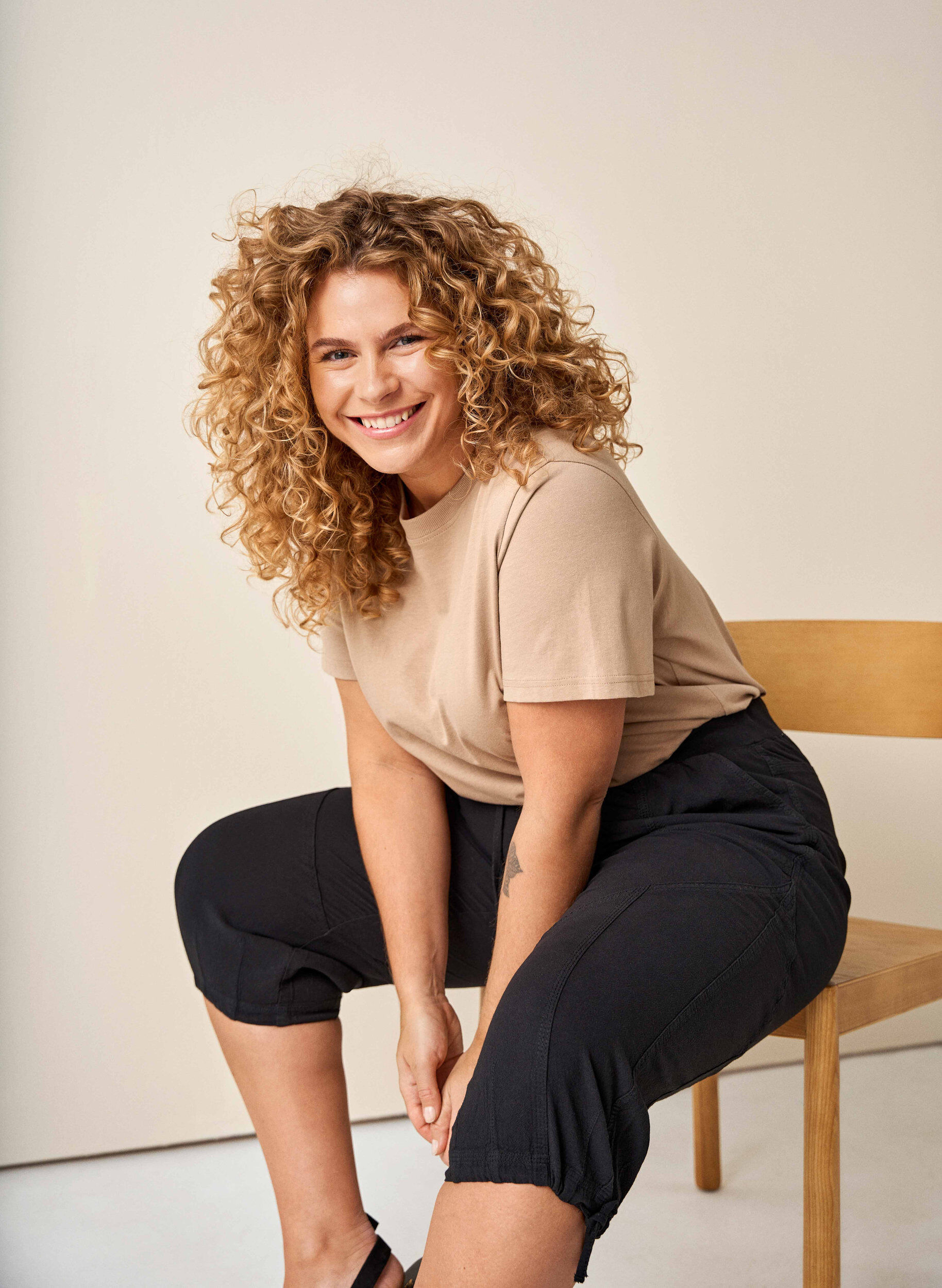 Bawelniane spodnie capri