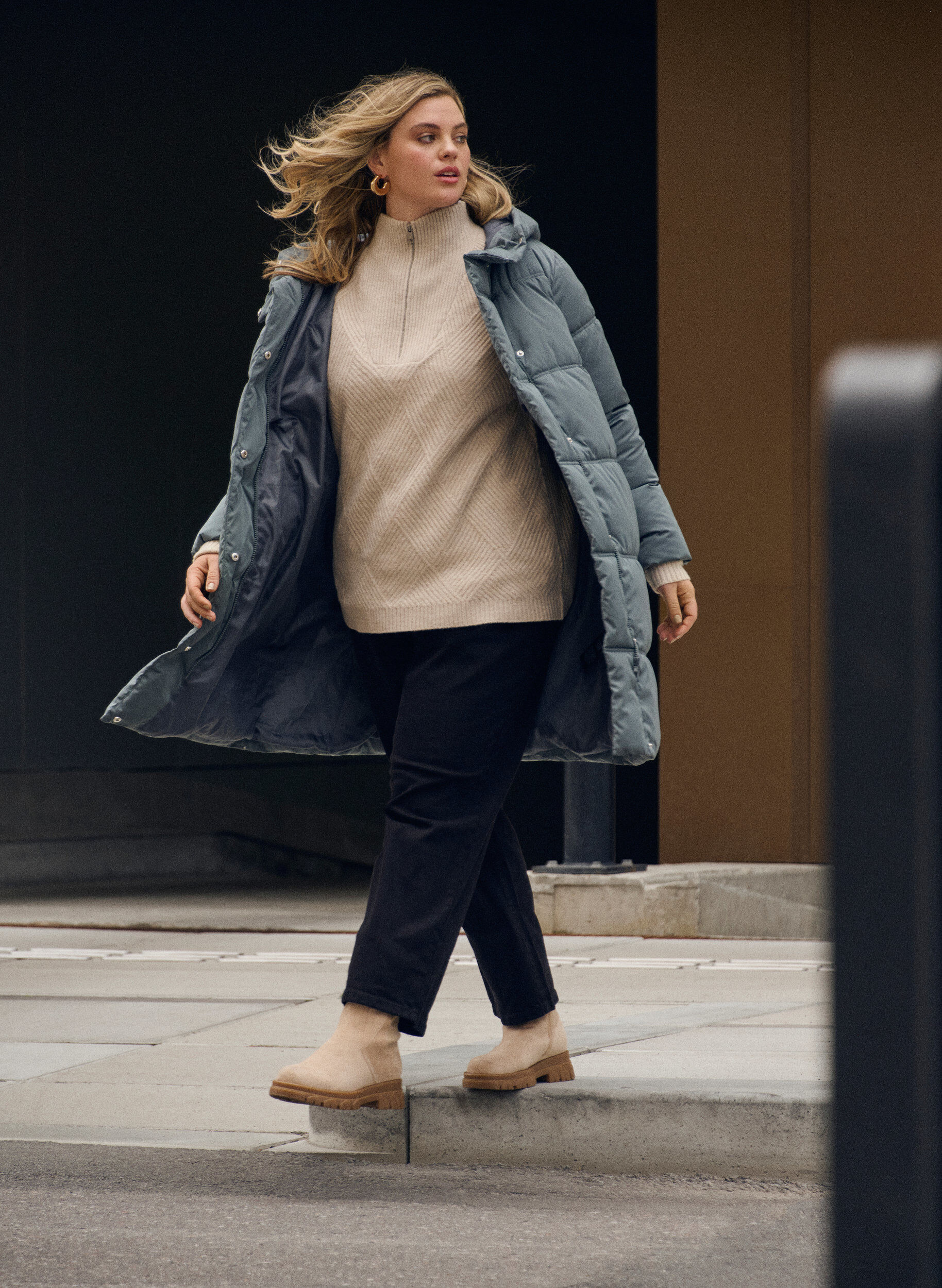 Zizzi Dluga kurtka puchowa z kapturem, Niebieskie, Image image number 0