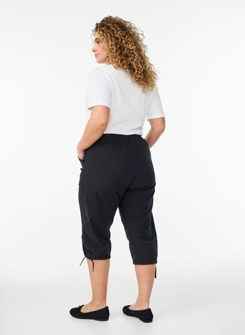 Bawelniane spodnie capri, Czarne, Model image number 1