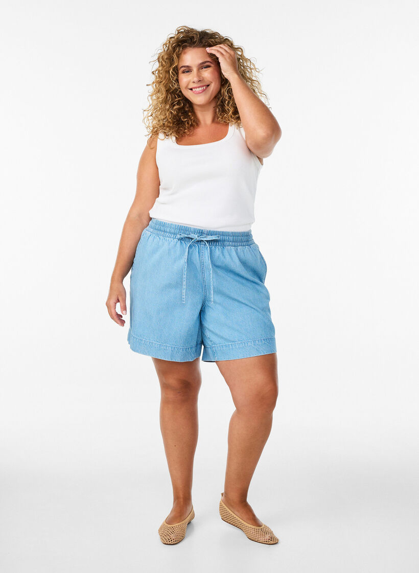 Szorty o wygladzie dzins&oacute;w z elastyczna talia i sznurkiem, Niebieskie, Model image number 1