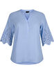 Bluzka koszulowa z haftem angielskim i rekawami 3/4, Serenity, Packshot image number 0