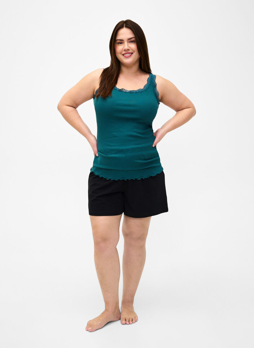 Top z koronkowym wykonczeniem, Zielony, Model image number 1