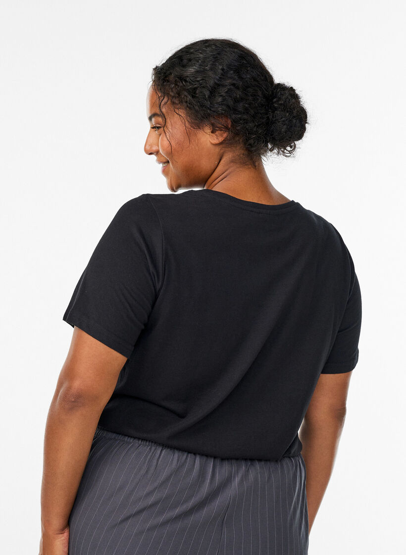 Koszulka z nadrukiem, Czarne, Model image number 2