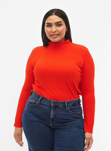 Dopasowana bluzka z wiskozy z wysokim dekoltem, Orange.com, Model image number 0