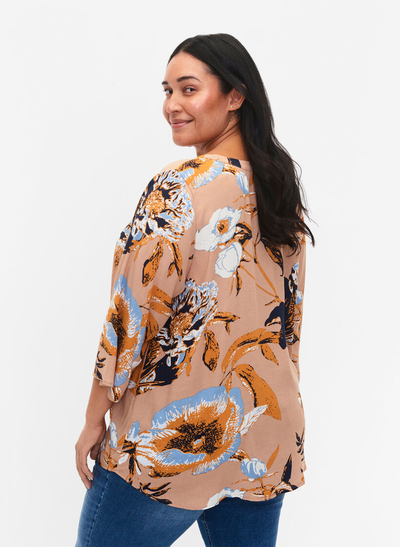 Bluzka z&nbsp;wiskozy z&nbsp;rekawem&nbsp;3/4, Blue Flower AOP, Model image number 1