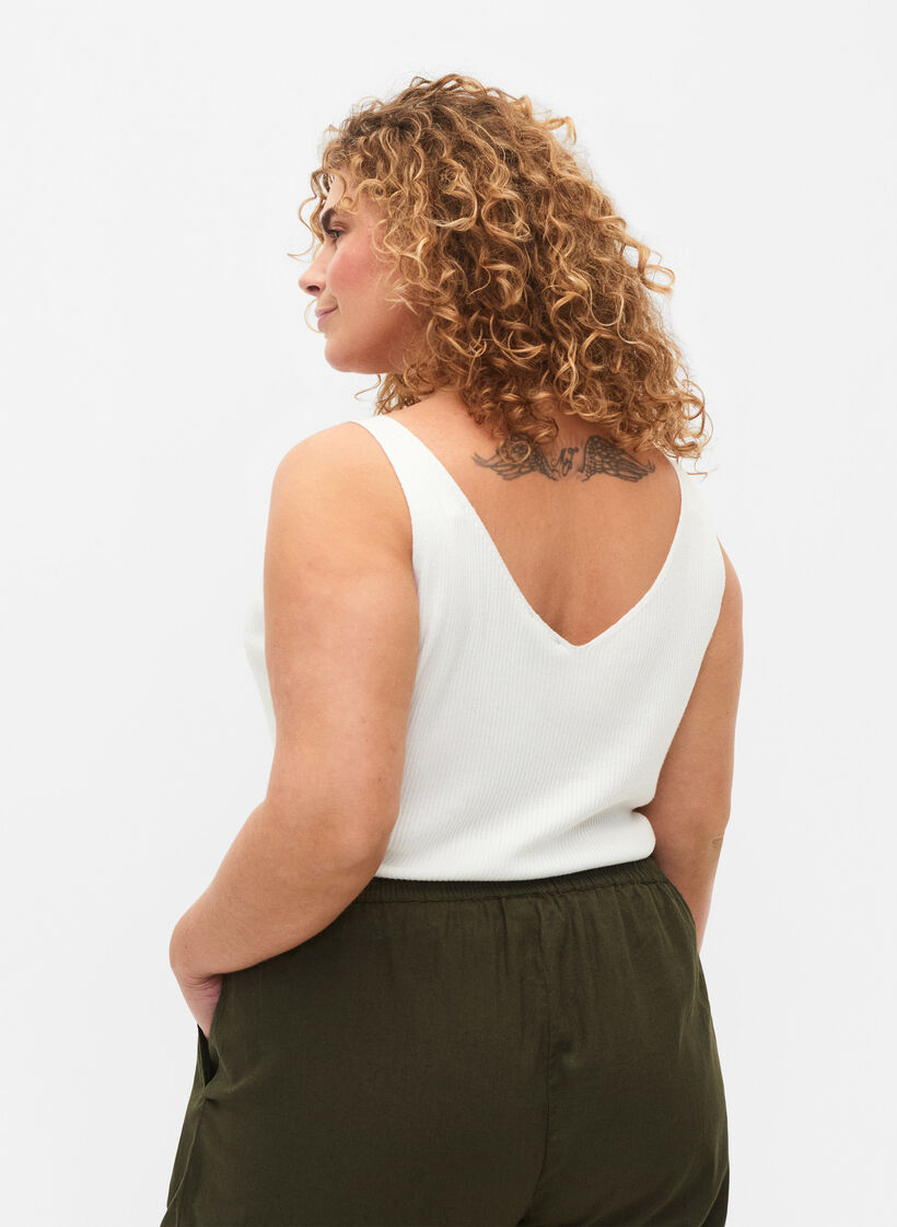 Dzianinowy top z dekoltem w szpic, Cloud Dancer, Model image number 1