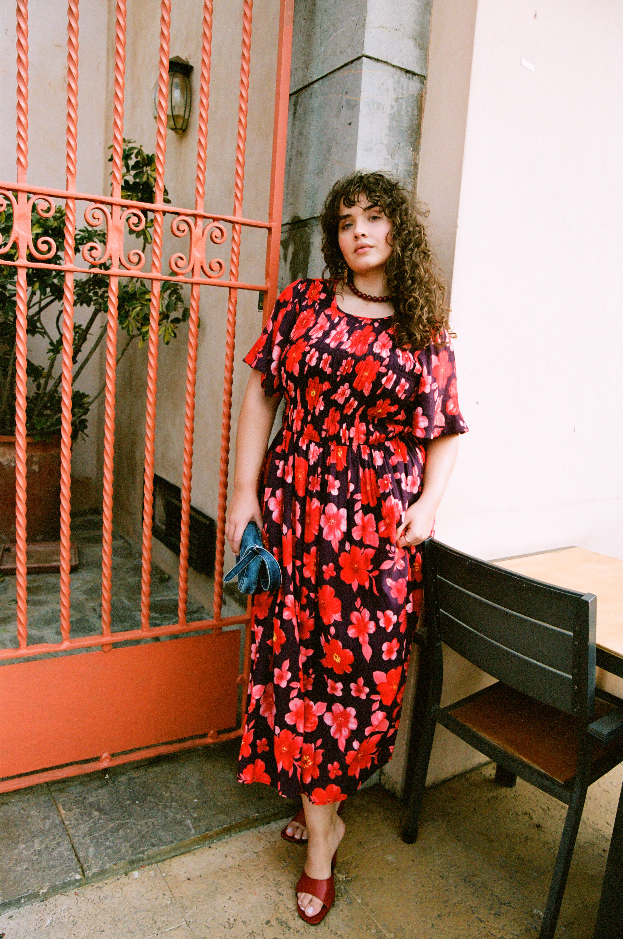 ZizziKwiatowa elegancja w czerwieni, , Model