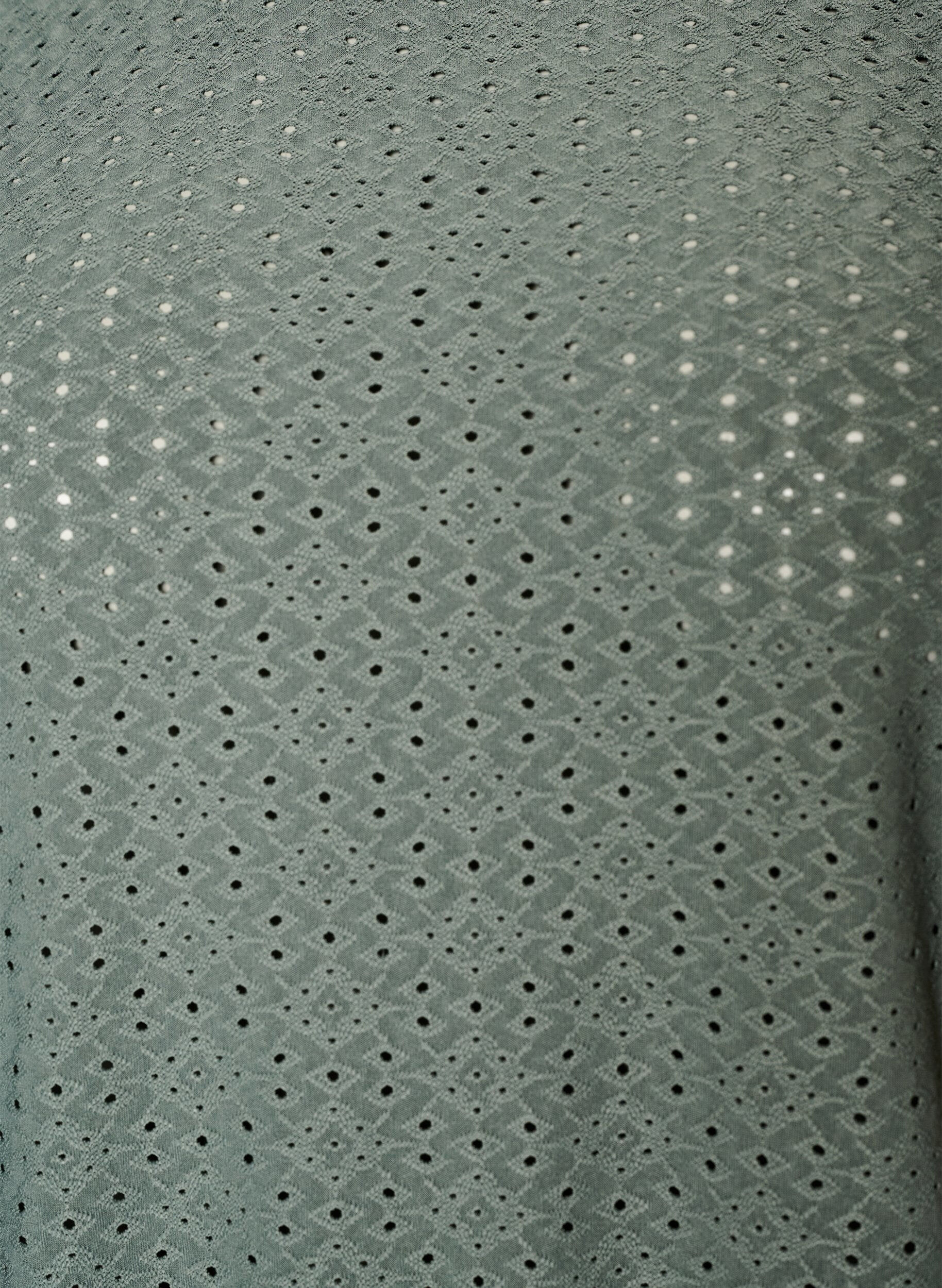 ZizziBluzka z haftem angielskim i bufiastymi rekawami, Zielony, Packshot image number 2