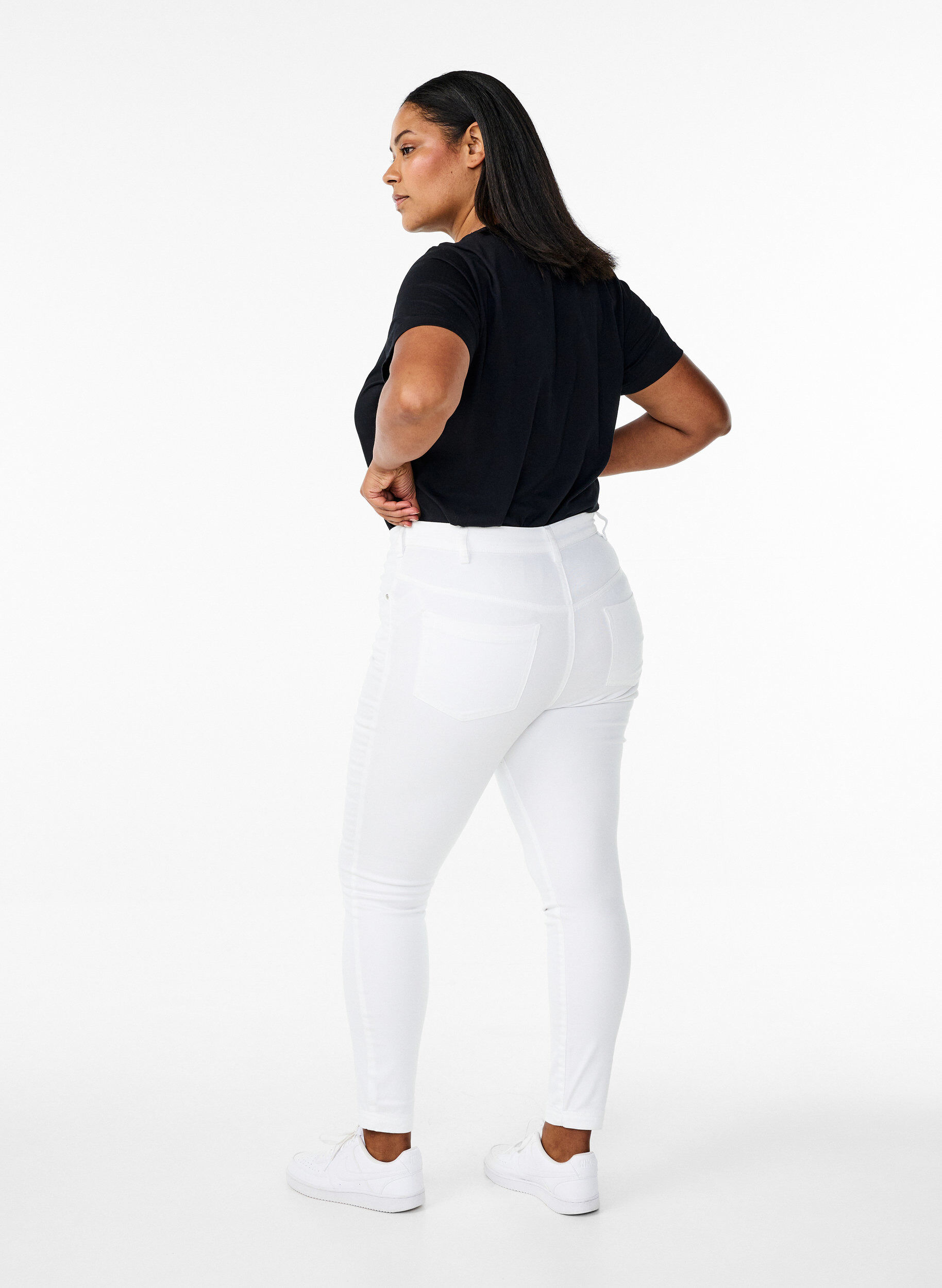 ZizziSuper waskie jeansy Amy z wysokim stanem, White, Model image number 1