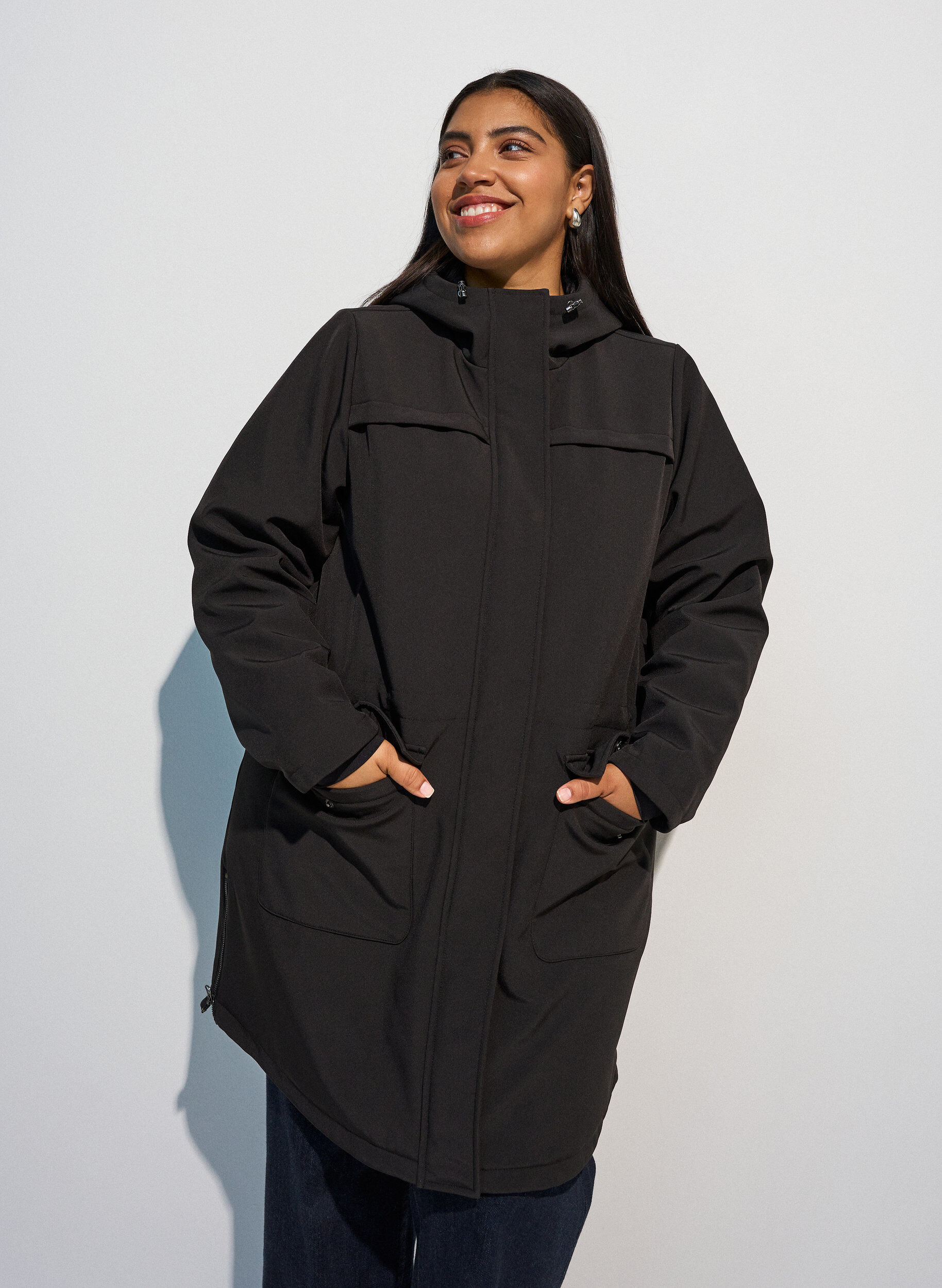 Hydrofobowa kurtka softshell z pikowana podszewka, Czarne, Model