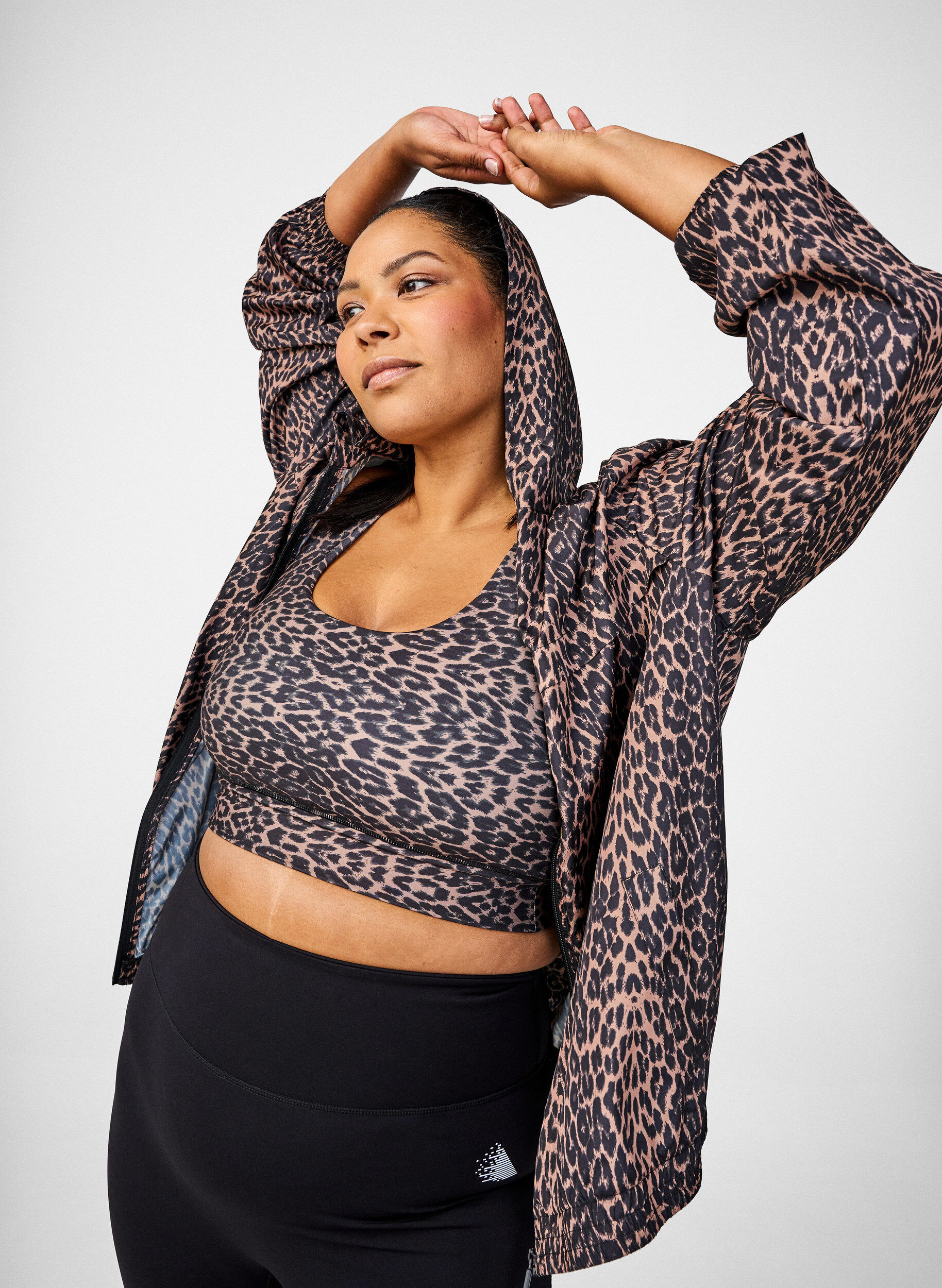 Zizzi Biustonosz sportowy z nadrukiem lamparta o fasonie racerback, Brązowy, Image image number 0