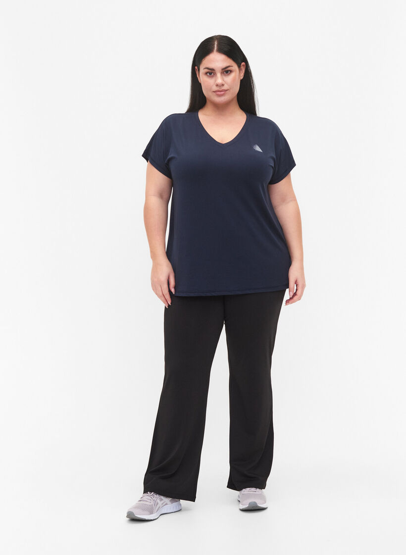 Luzna koszulka treningowa z dekoltem w szpic, Niebieskie, Model image number 1