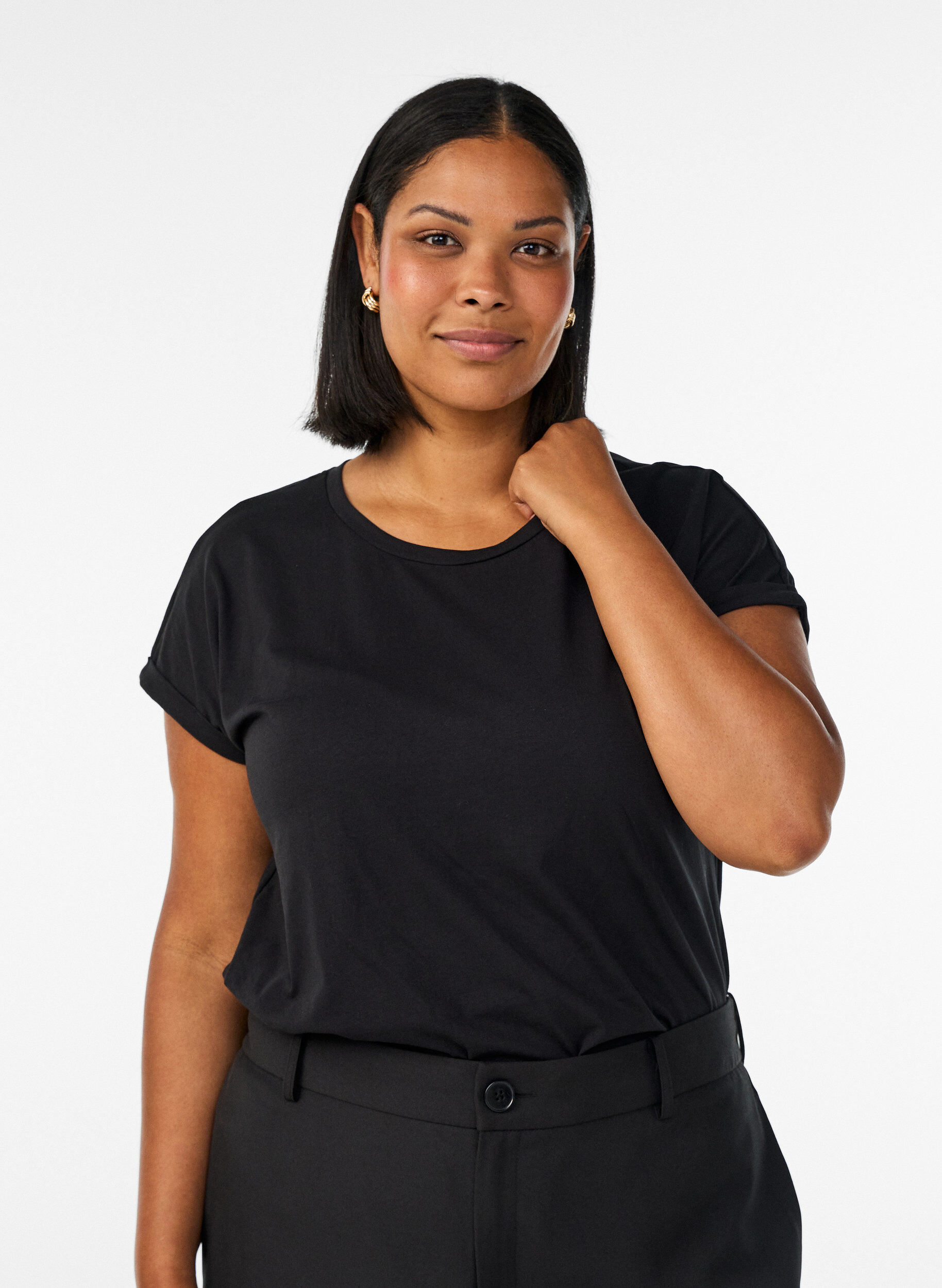 Koszulka z kr&oacute;tkimi rekawami wykonana z mieszanki bawelny, Czarne, Model