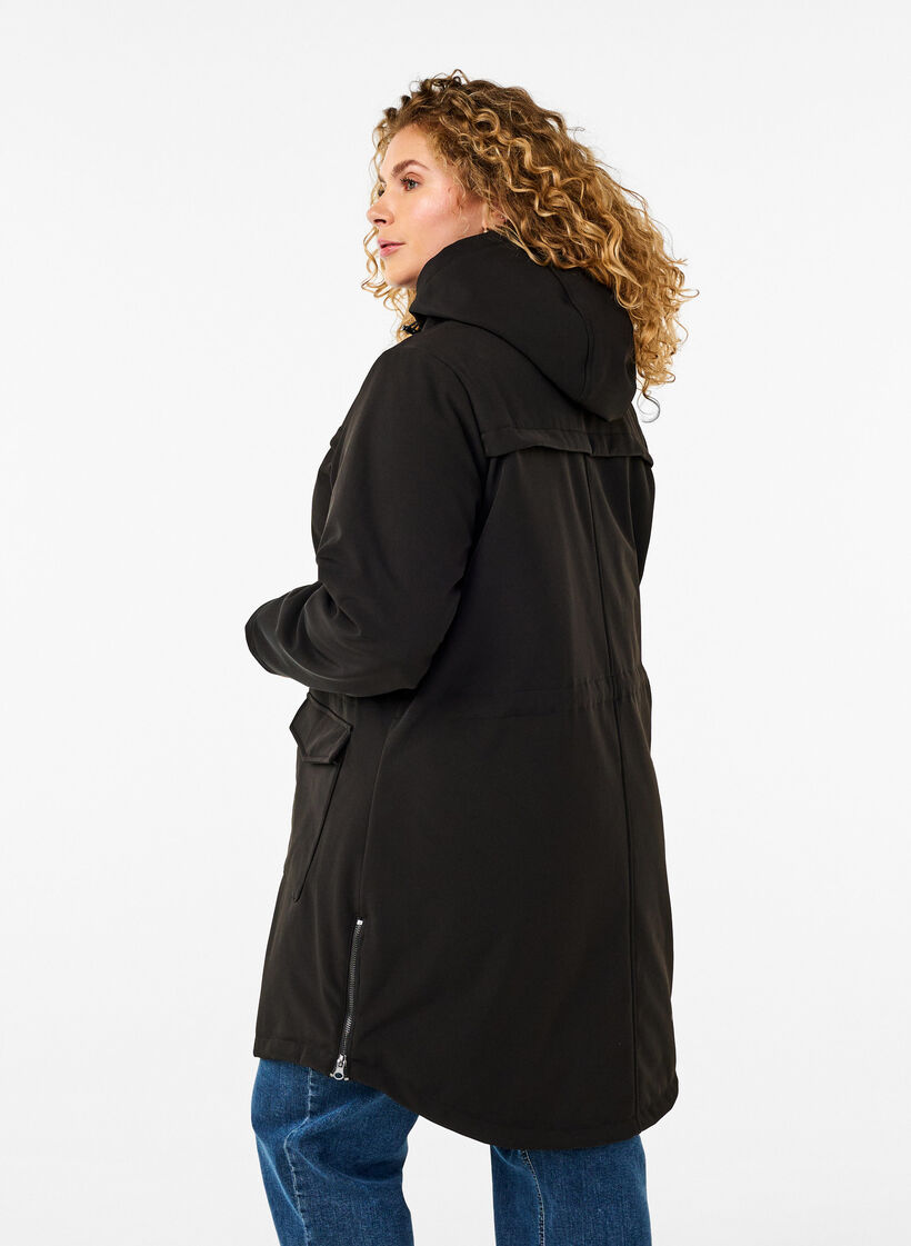 Hydrofobowa kurtka softshell z pikowana podszewka, Czarne, Model image number 2