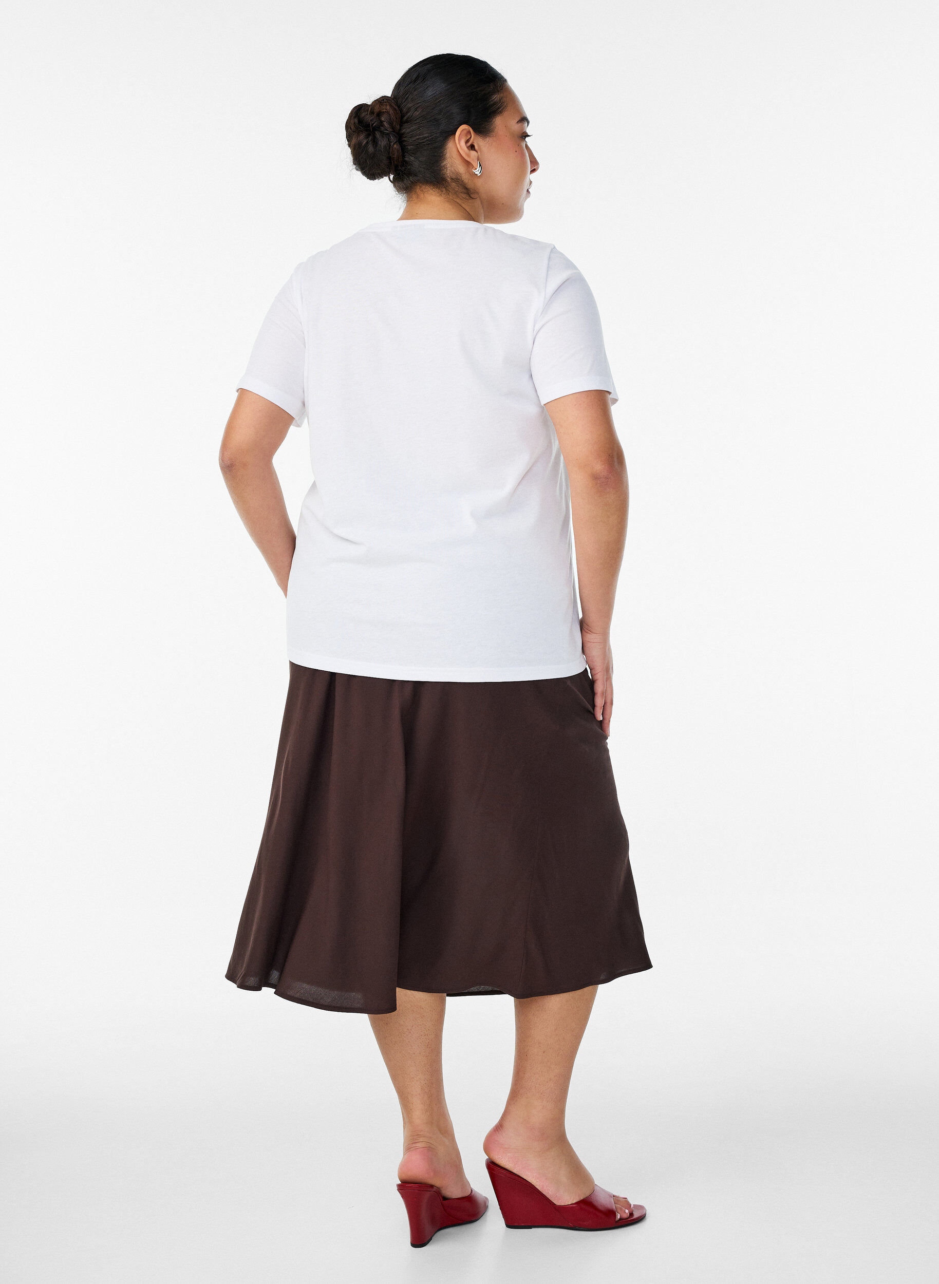 ZizziSp&oacute;dnica z wiskozy z elastyczna talia, Brązowy, Model image number 1