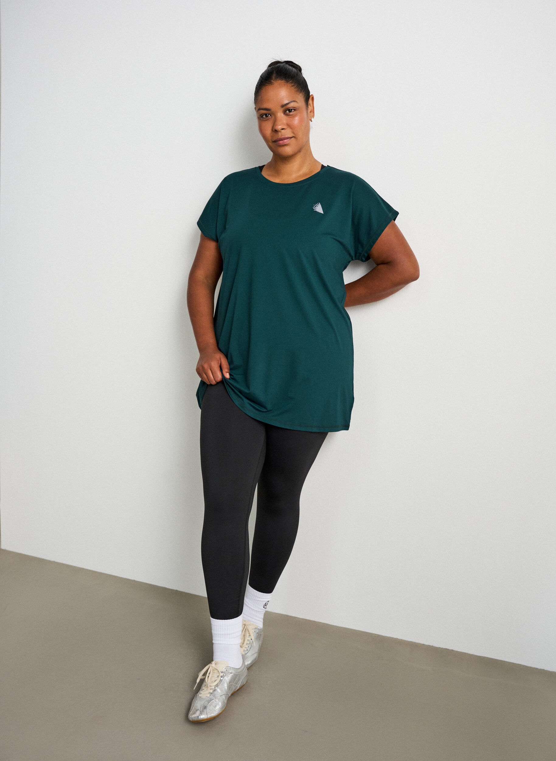 ZizziDlugi t-shirt treningowy, Zielony, Model image number 1