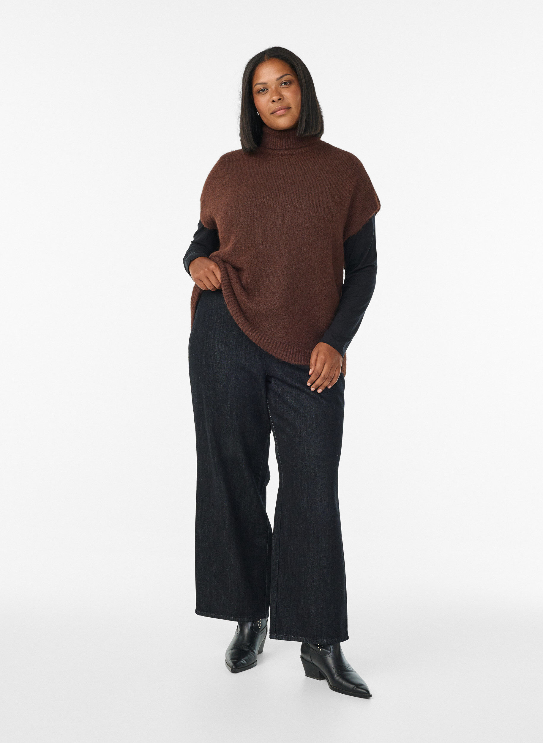 Zizzi Dzianinowy bezrekawnik z golfem, Brązowy, Model image number 1