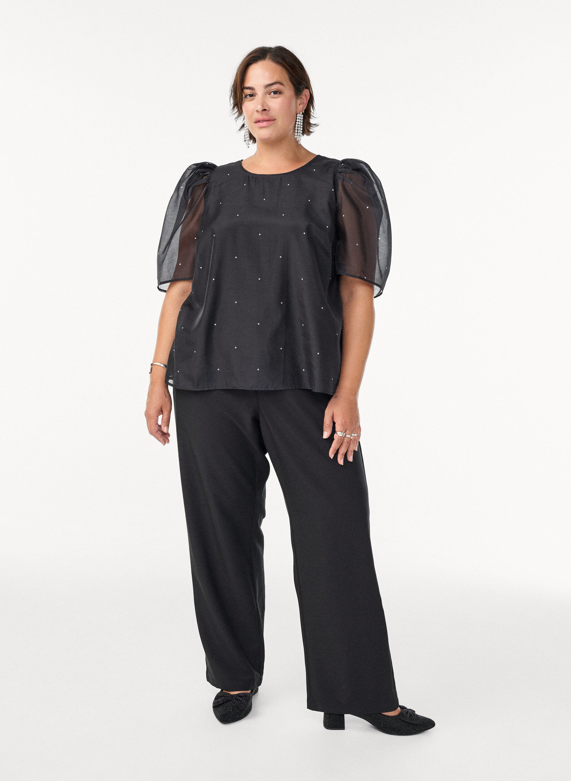 Zizzi Bluzka na impreze o wygladzie organzy z kropkami, Czarne, Model image number 1