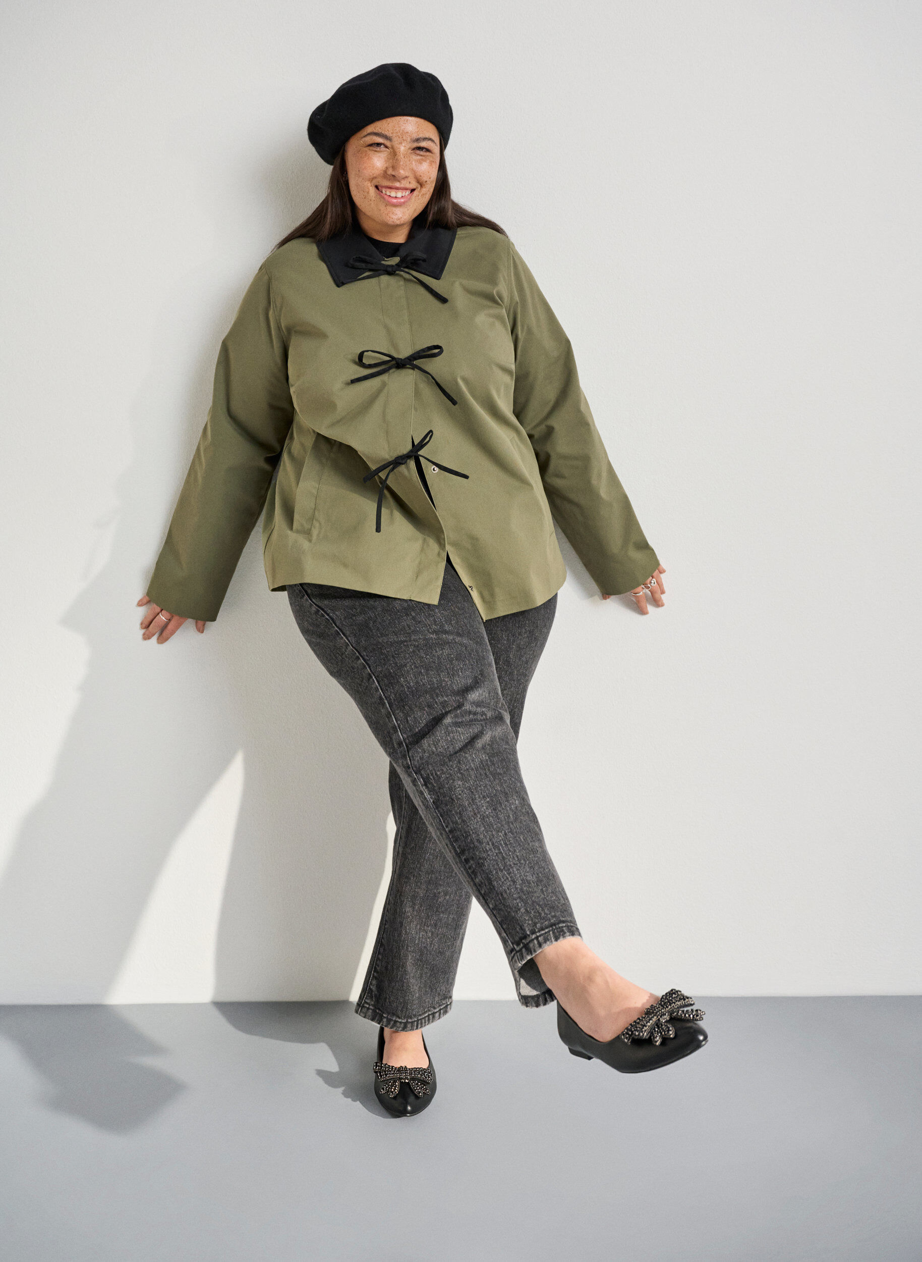 Zizzi Szerokie - Baleriny z kokarda i dzetami, Czarne, Image image number 0